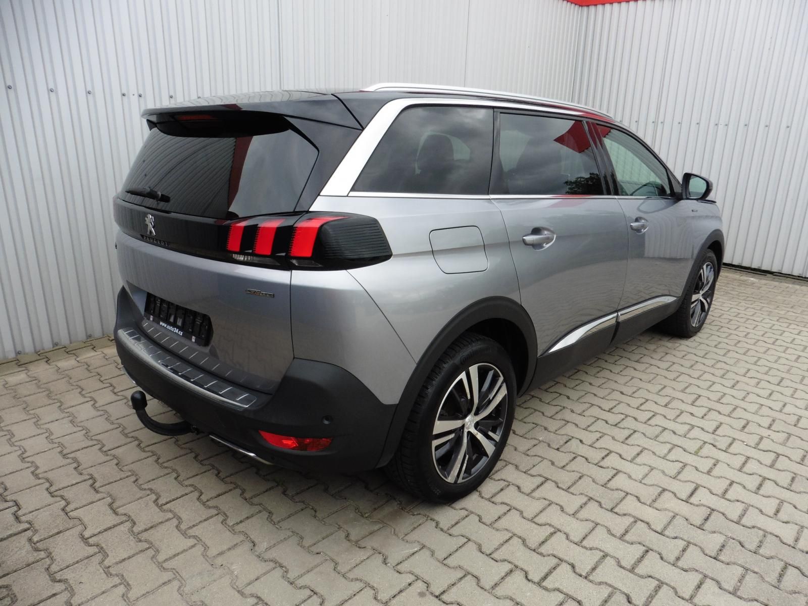 Peugeot 5008, 2.0 HDi GT-Line 1.maj. ... - fotka 5
