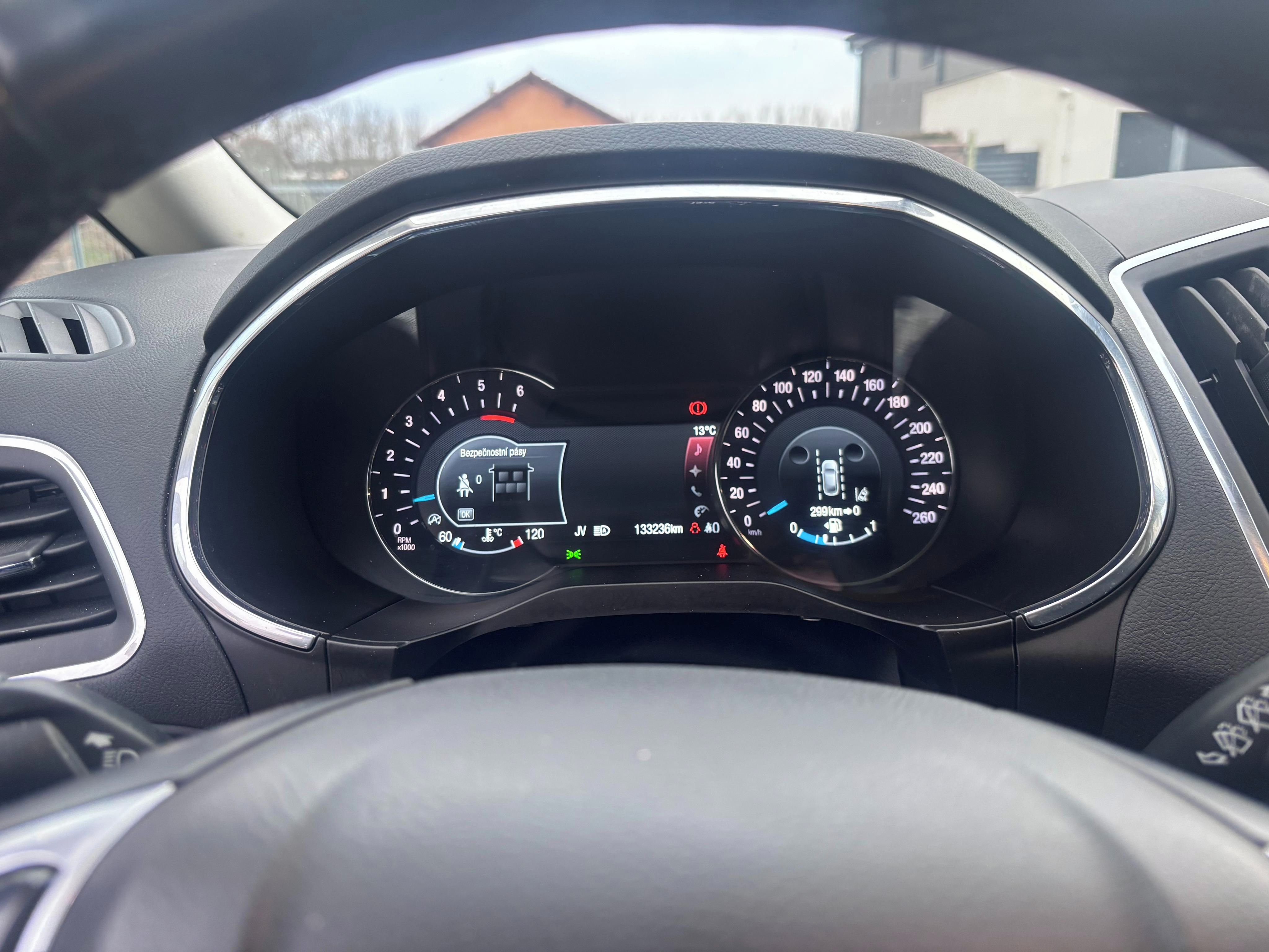 Ford S-MAX, Led, tažné, DPH, servis, - fotka 4
