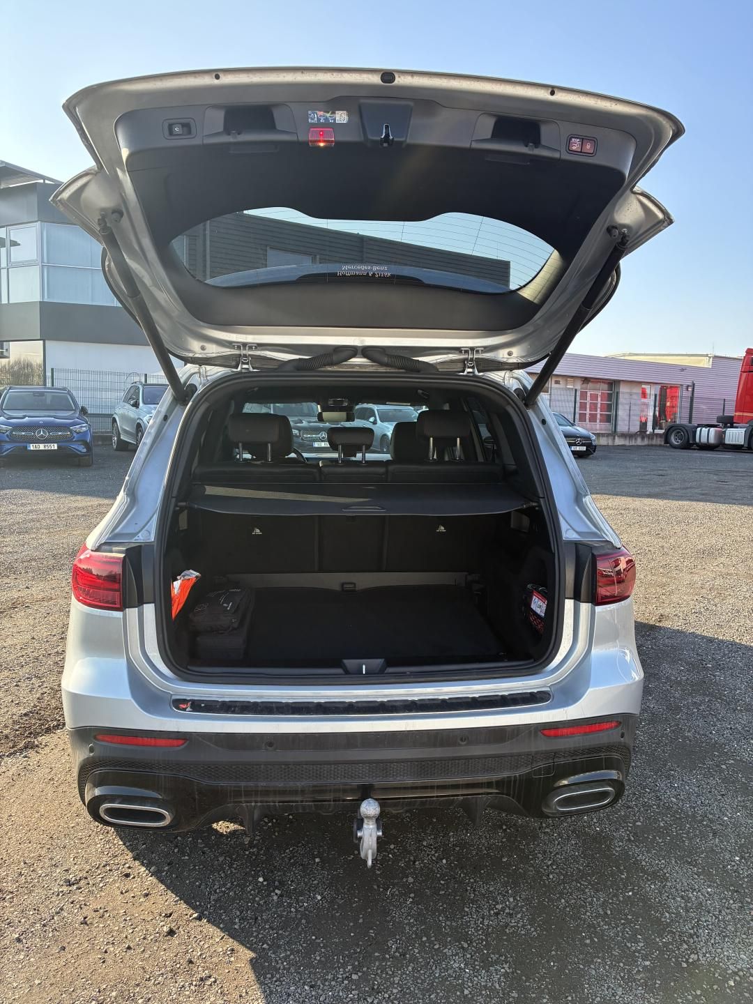 Mercedes-Benz GLB, 200d 4MATIC - fotka 5