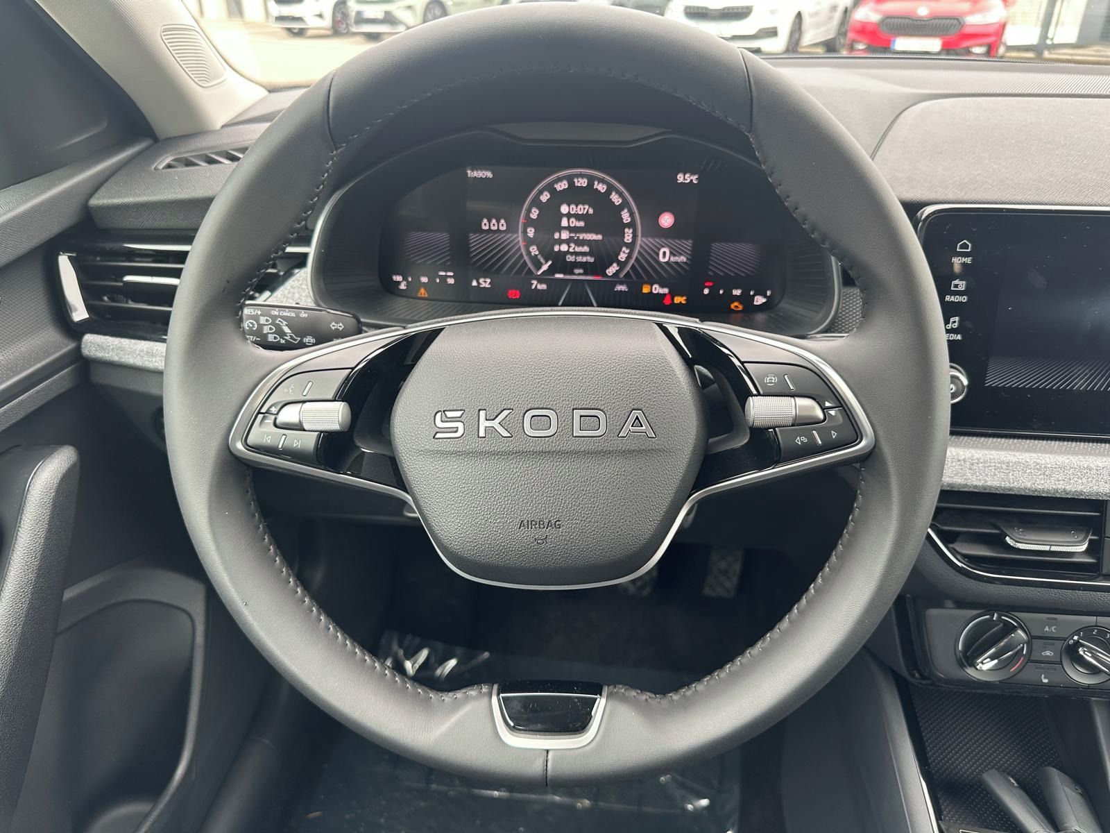 Škoda Kamiq, 1,0 TSI 70 kW man. 130 let - fotka 6