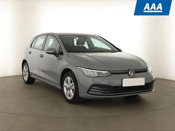1.0 TSI, Life, ČR,1.maj