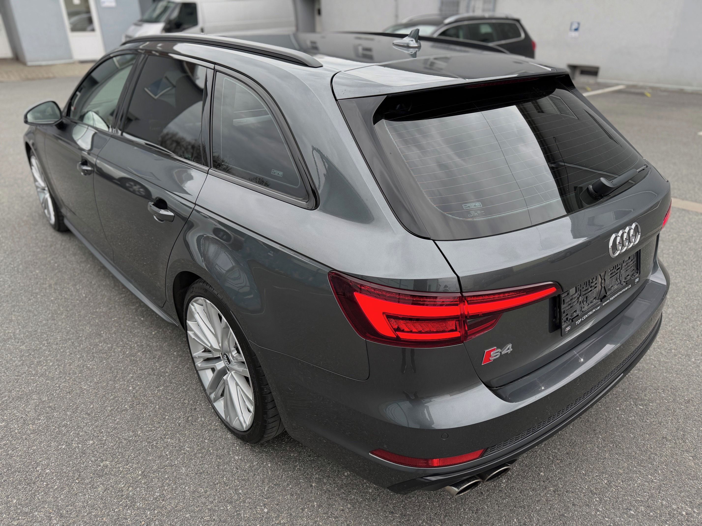 Audi S4, koup.CZ 1.maj. BSR 402PS - DPH - fotka 6