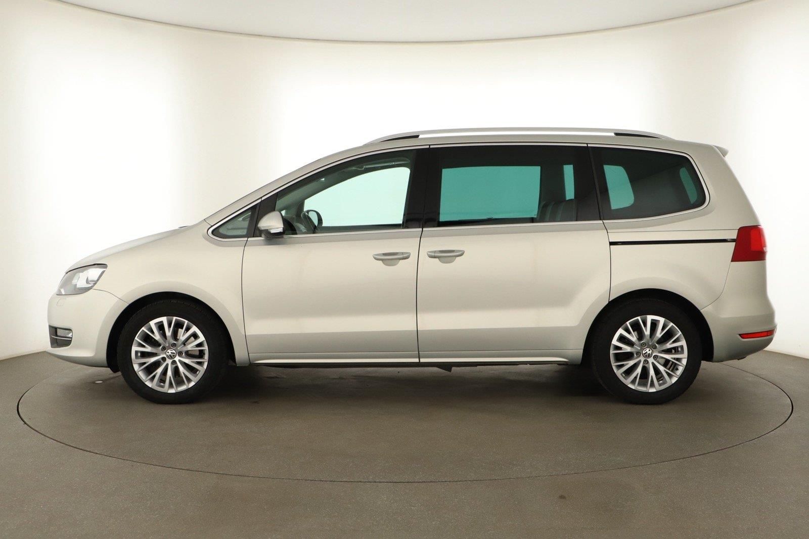 Volkswagen Sharan, 2.0 TSI, Automat, Kůže, Navi - fotka 3