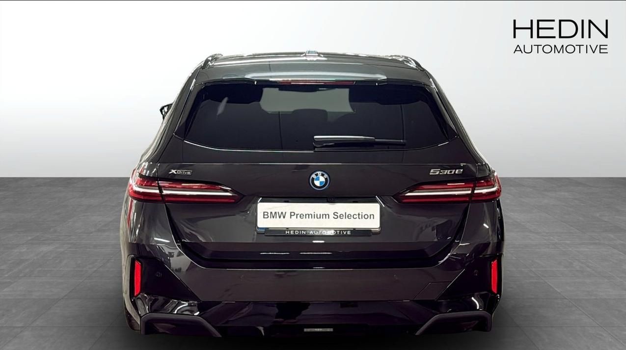 BMW Řada 5, 530e AWD Touring MSport h/k - fotka 4