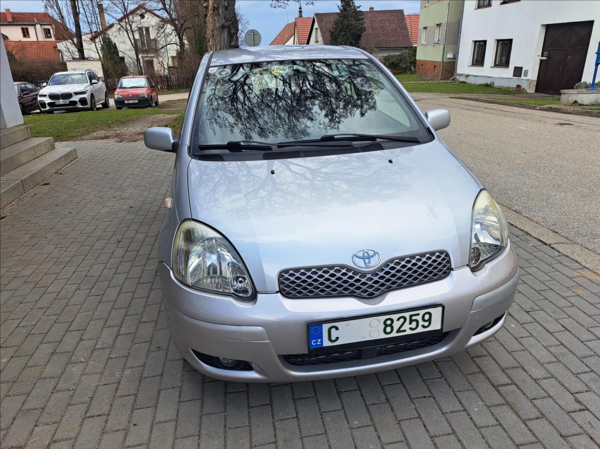 Toyota Yaris, 1,4 D-4D - fotka 2