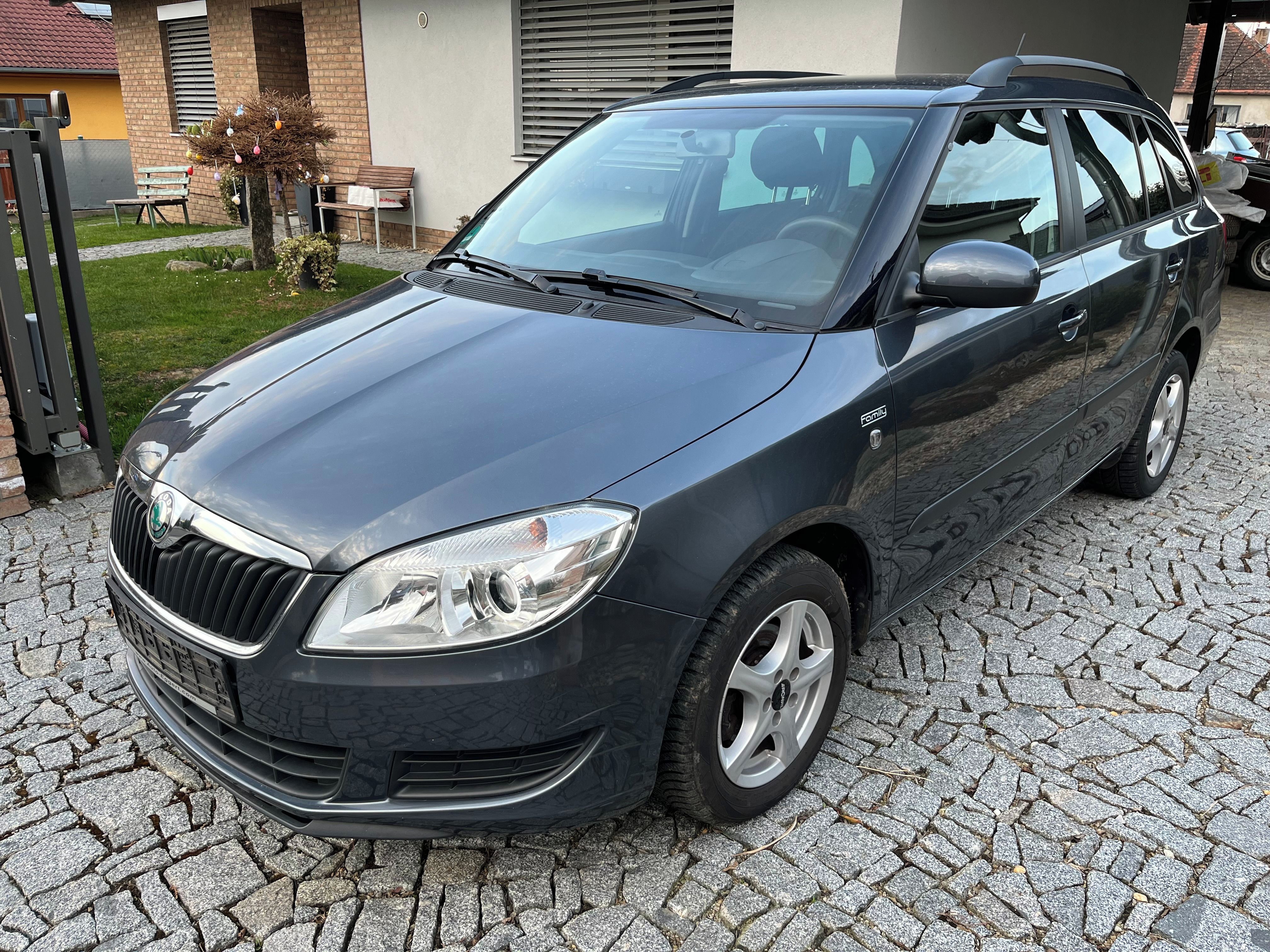 Škoda Fabia, 1.2 TSi Family PROVĚŘENÉ - fotka 4