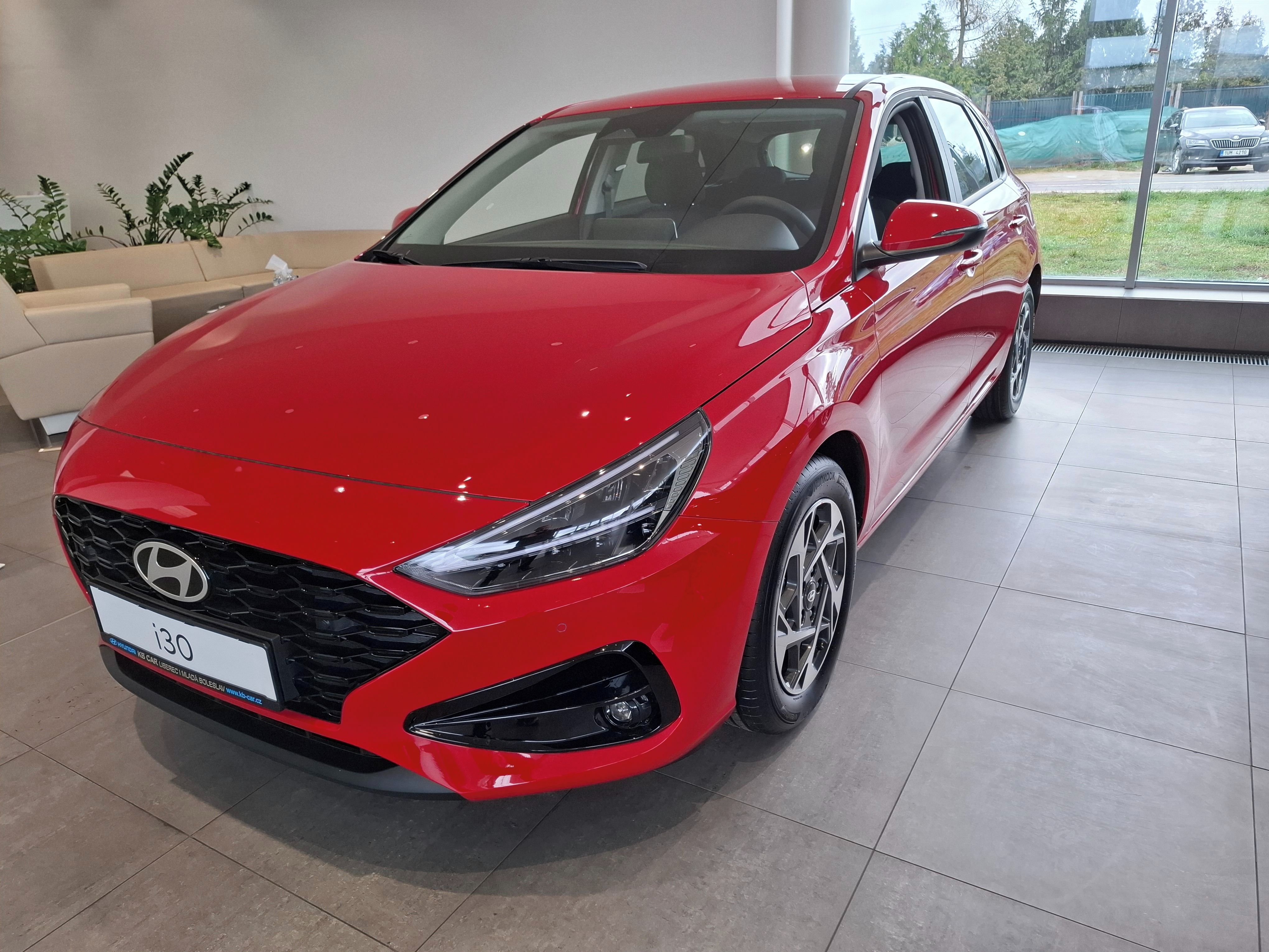 Hyundai i30, 1,0TGDI 85kW SMART FWD MT - fotka 2