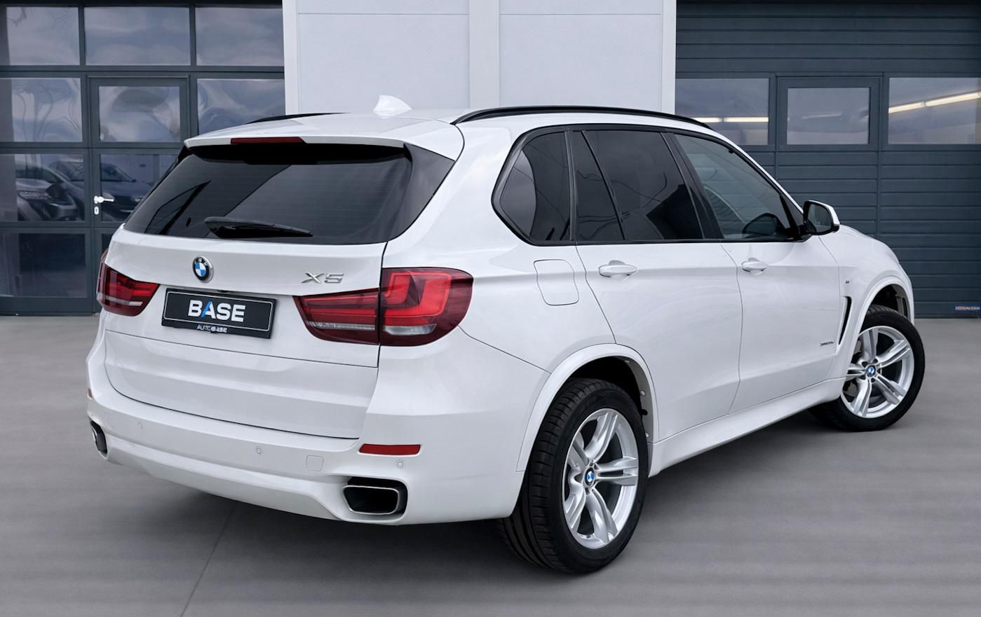 BMW X5, xDrive30d M-Sport - fotka 4