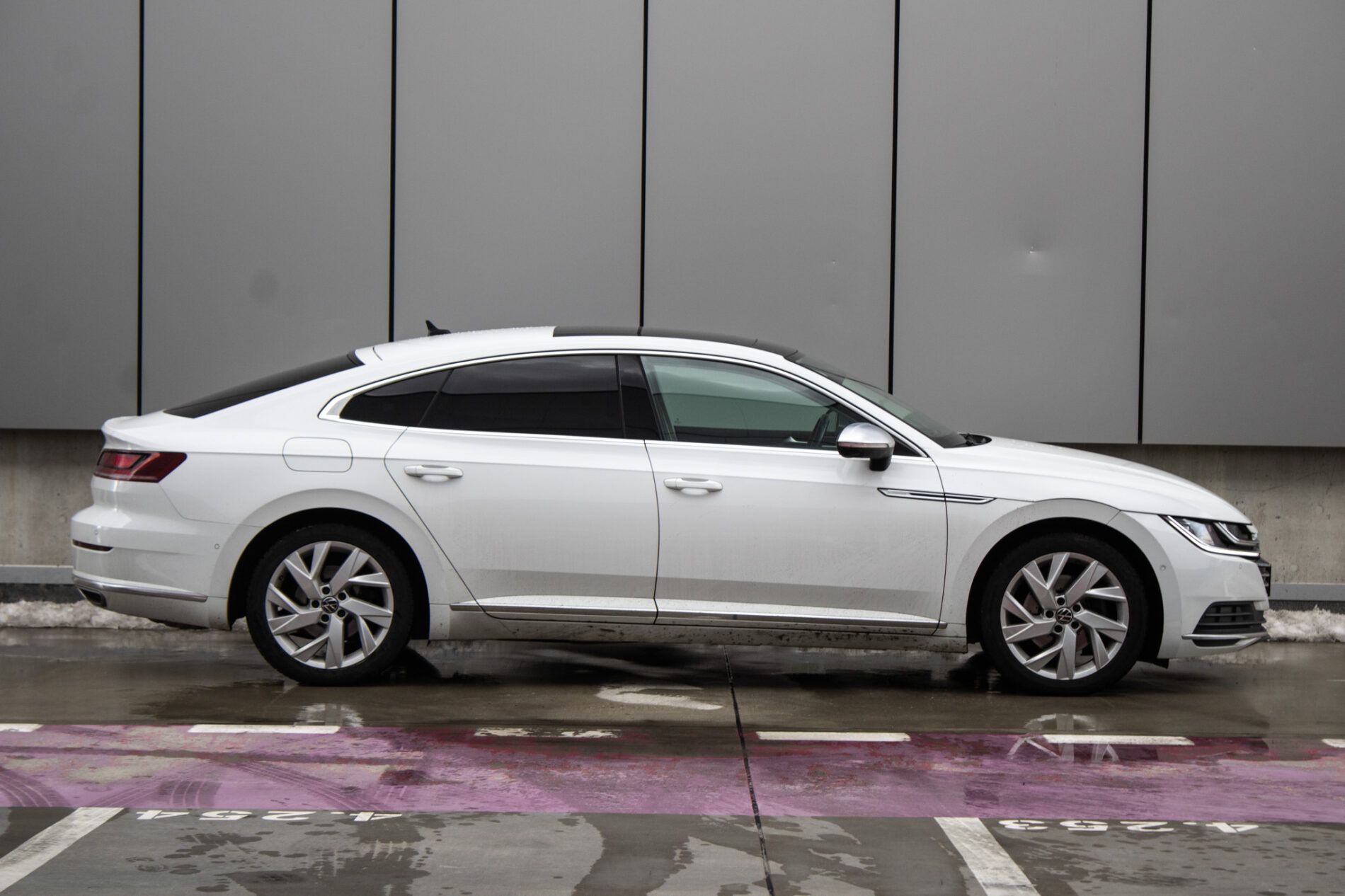 Volkswagen Arteon - fotka 4
