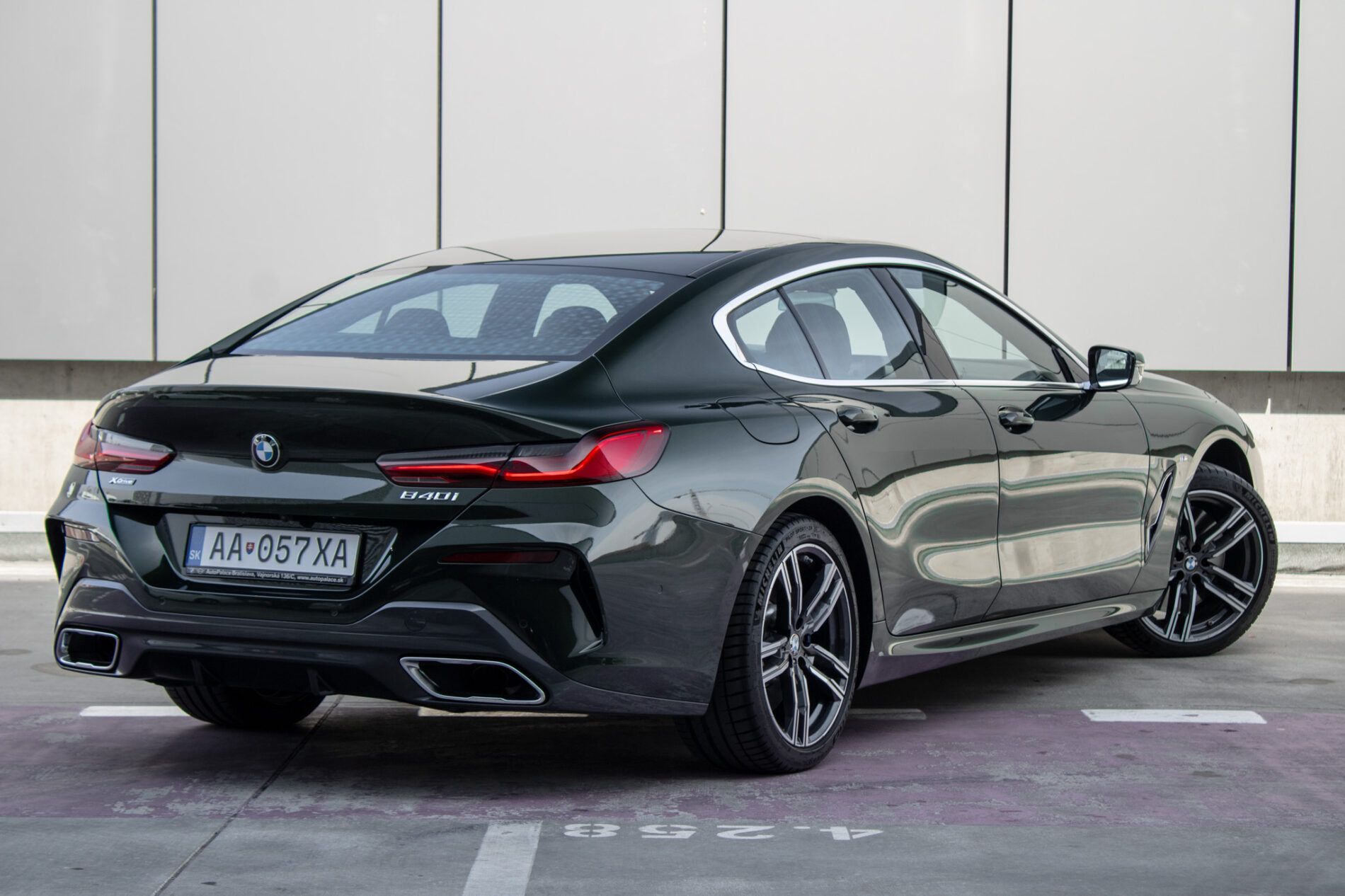 BMW, rad 8 - fotka 5