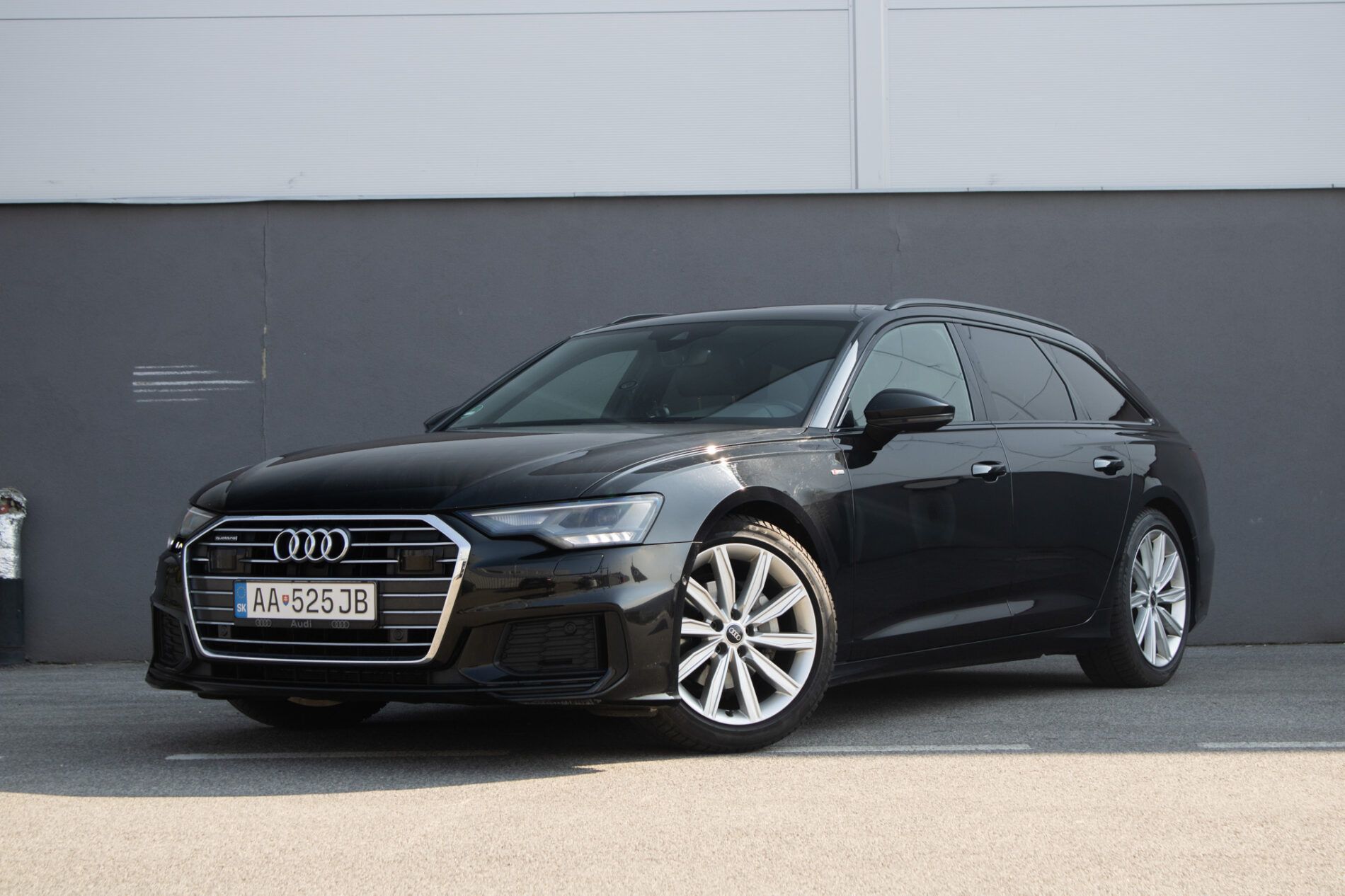 Audi A6 Avant