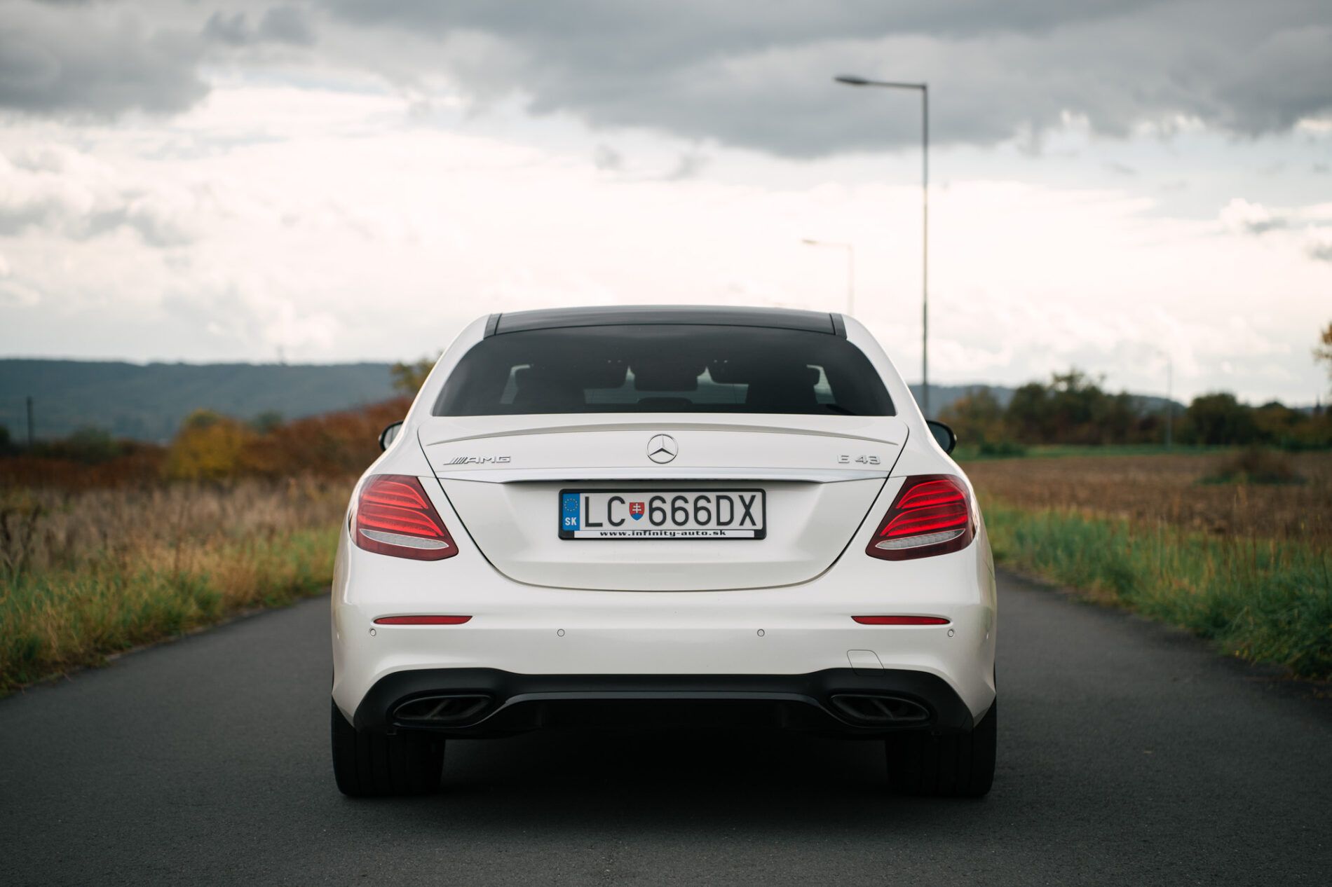Mercedes-Benz, E trieda - fotka 6