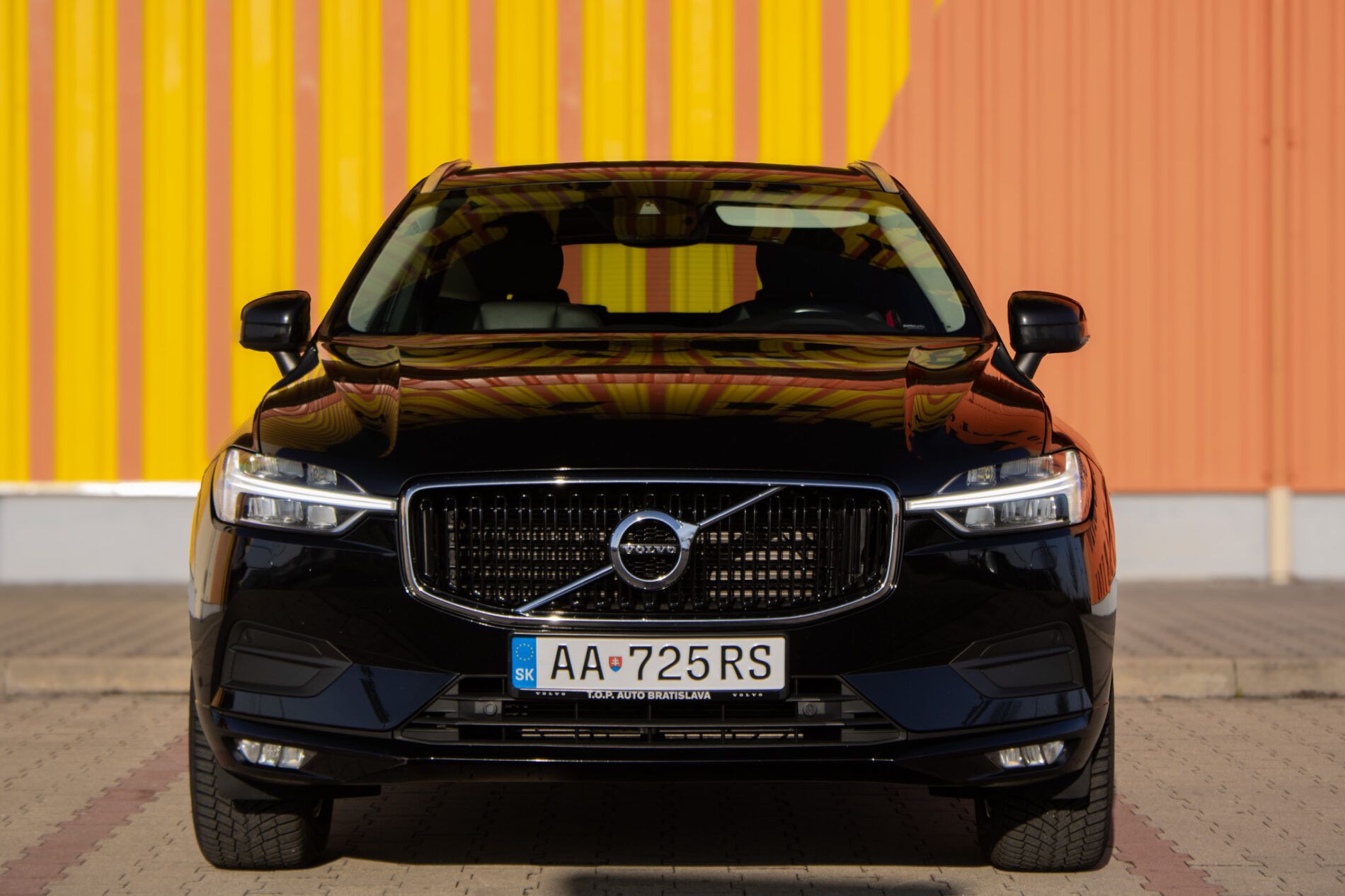 Volvo XC60 - fotka 2