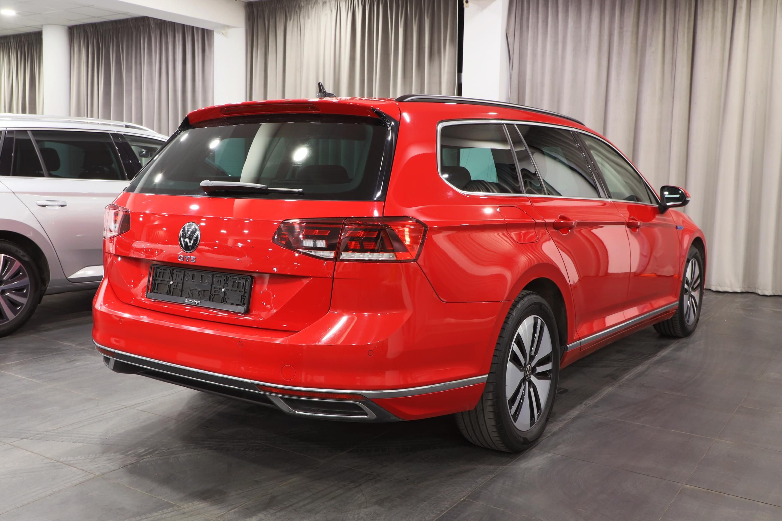 Volkswagen Passat Variant, GTE 1.4 TSI eHybrid 160kW DSG - fotka 4