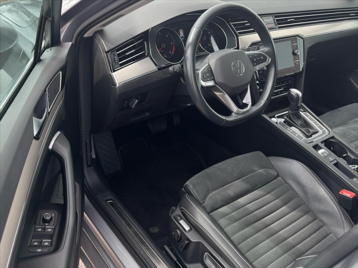 Volkswagen Passat Variant, 2,0 TDi 110 kW 7DSG ELEGANCE - fotka 6