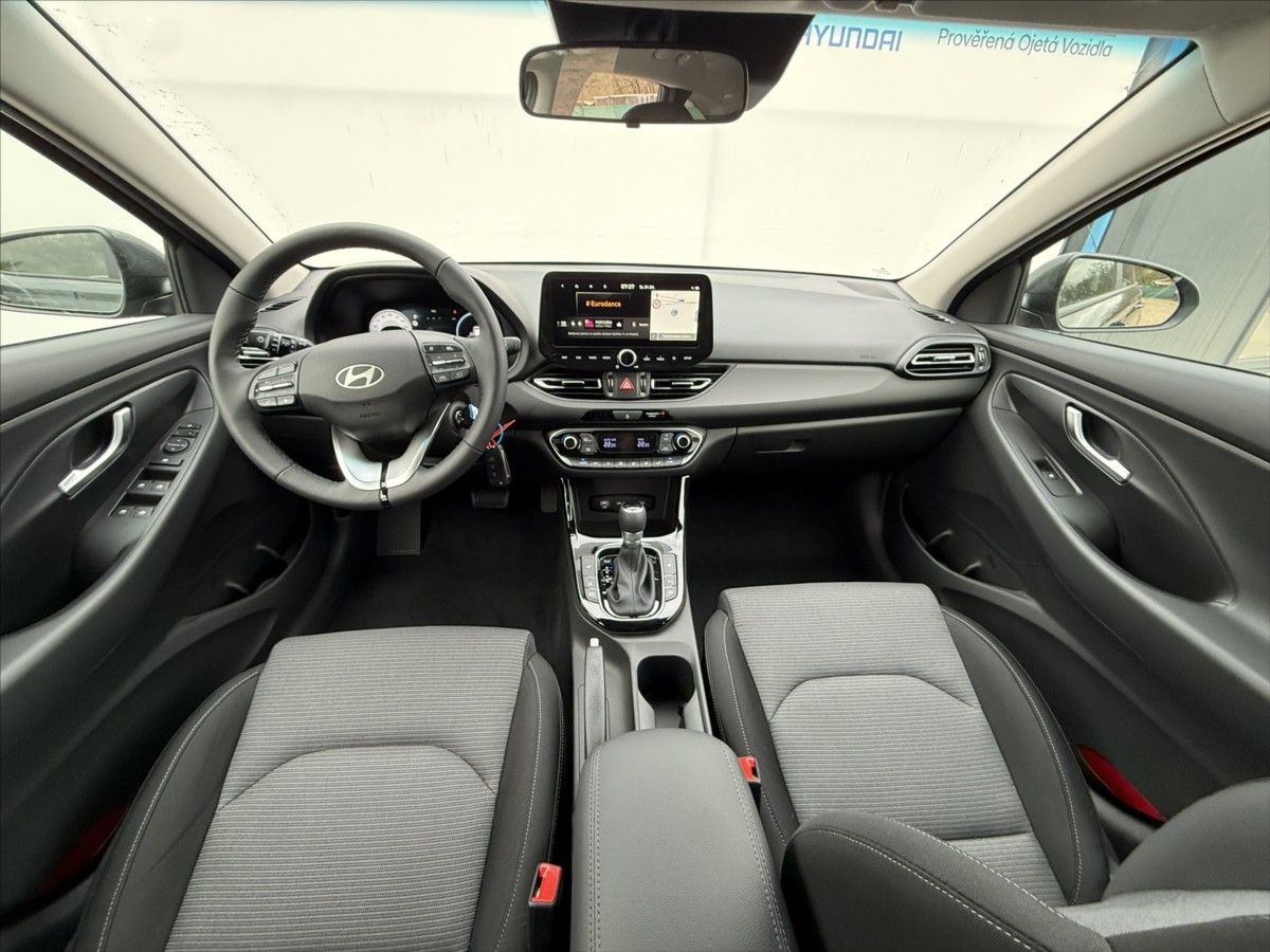 Hyundai i30, 1,6 T-GDI 110kW DCT Go Czech - fotka 5