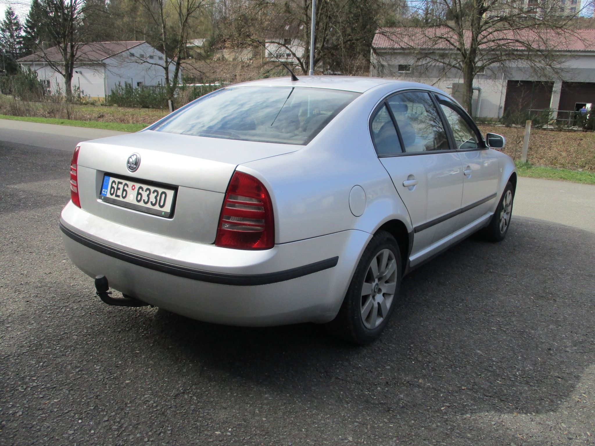 Škoda Superb, 1.9 TDi - tažné zařízení - fotka 5