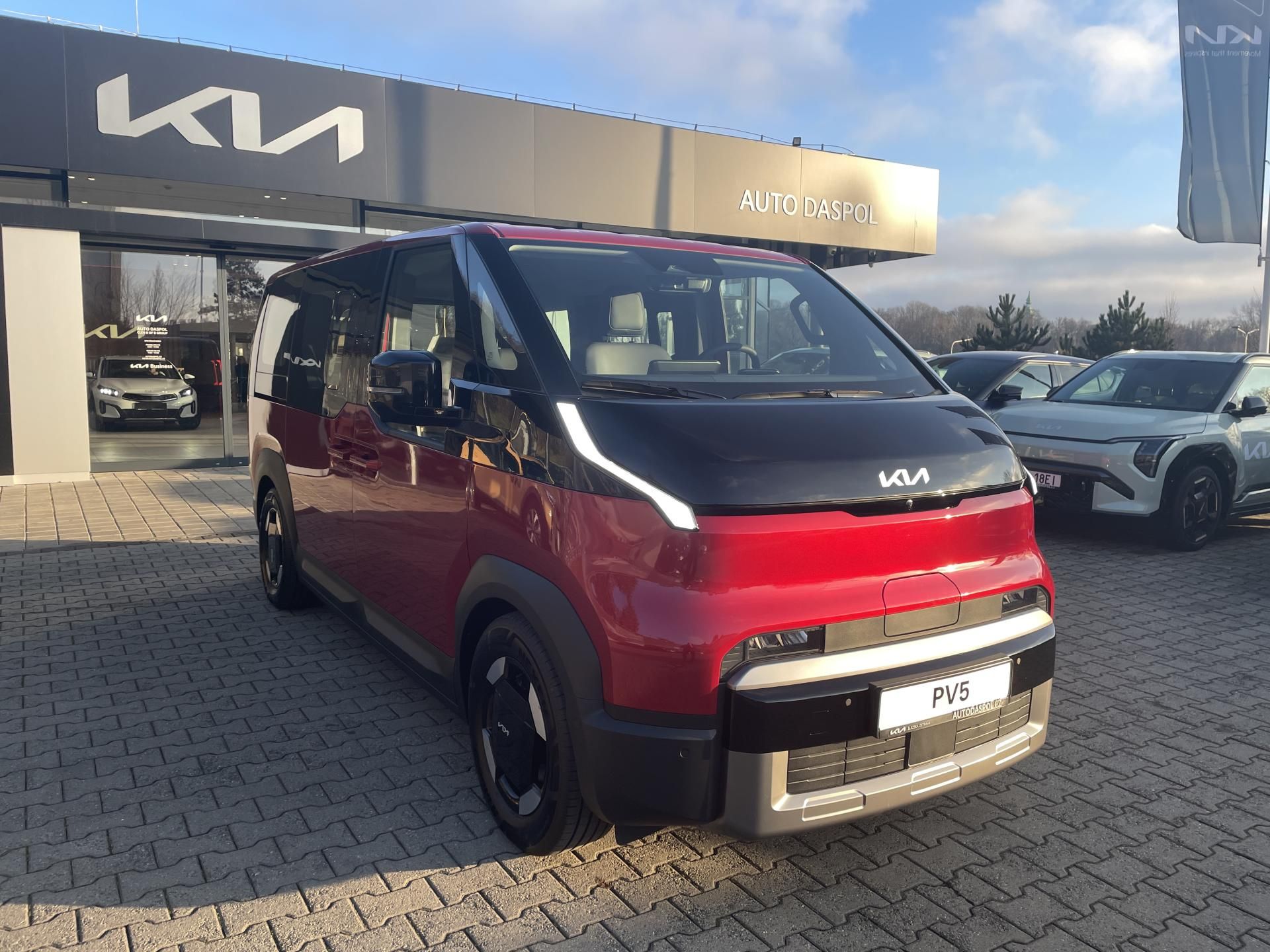 Kia PV5, 5P 4x2 ELITE 120 KW + 71,2 KW