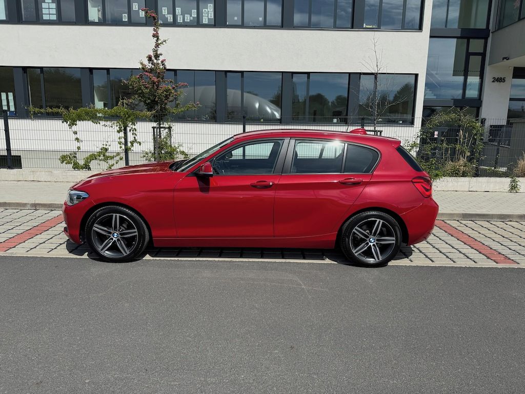 BMW Řada 1, 118d Sport Line - fotka 2