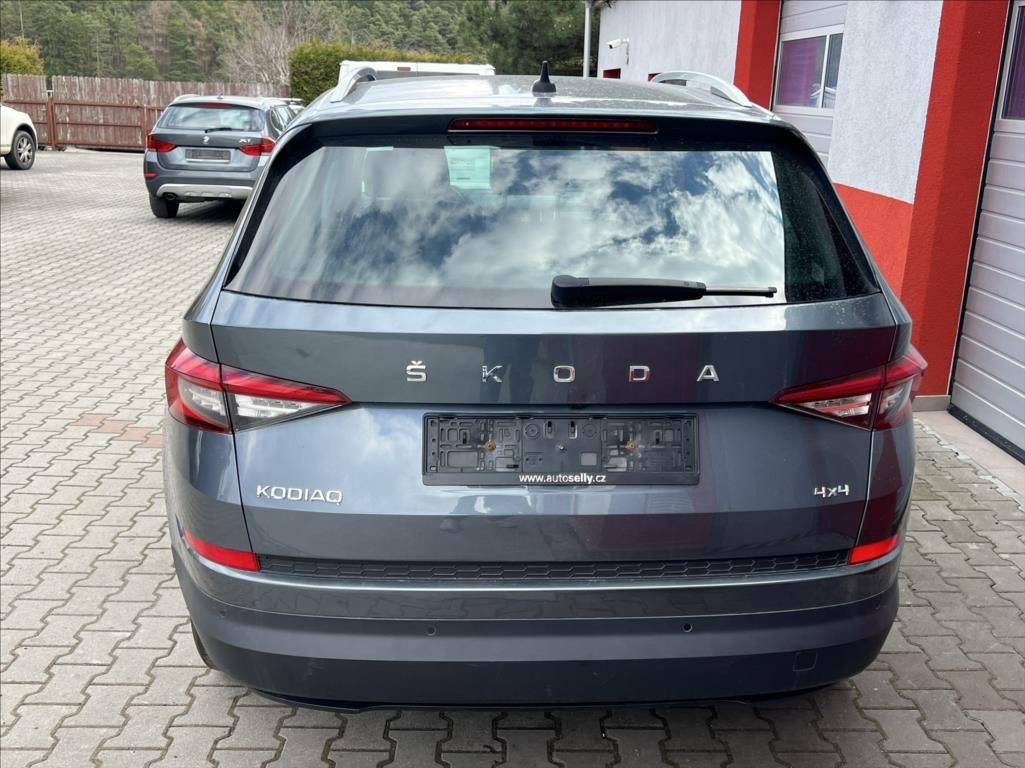 Škoda Kodiaq, 2,0 TDi DSG 4X4 STYLE webasto - fotka 4