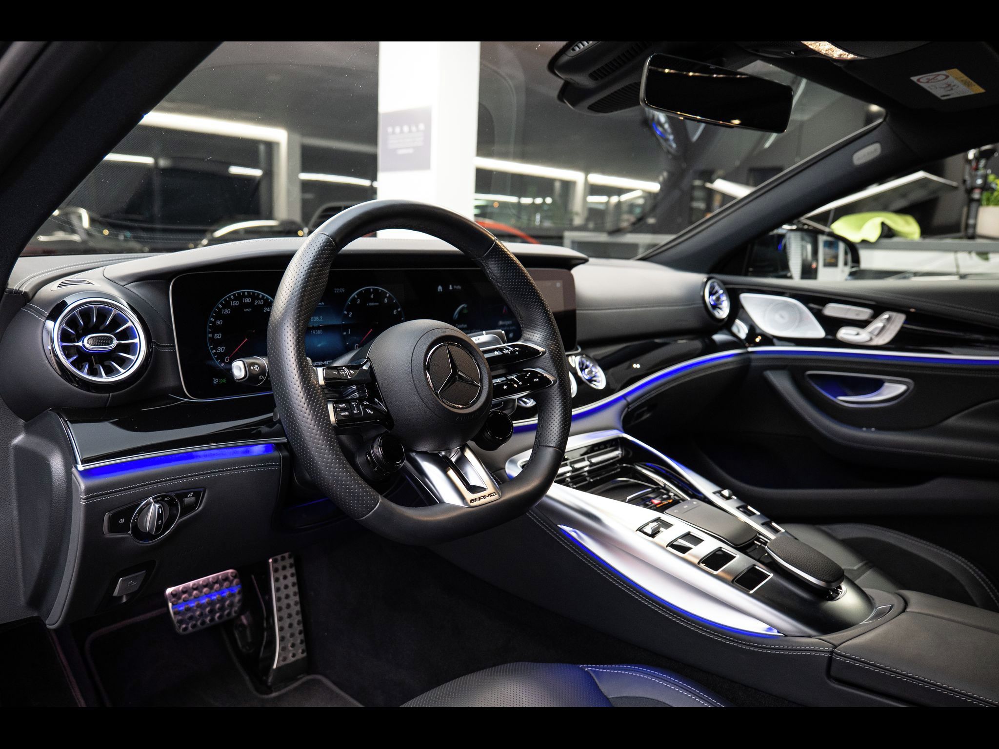 Mercedes-Benz AMG GT, 63 4MATIC+ - fotka 5