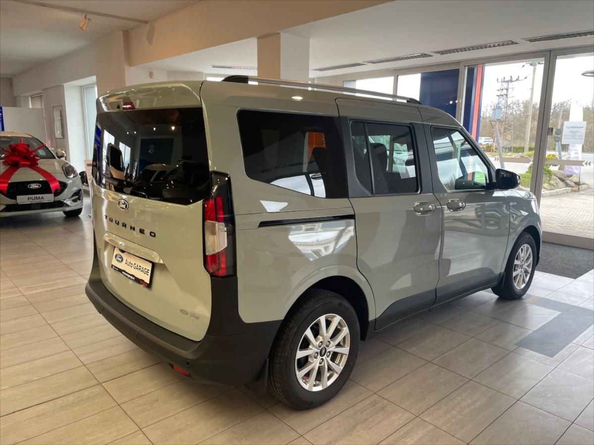 Ford Tourneo Courier, 1,0 EcoBoost  Titanium L1 - fotka 4