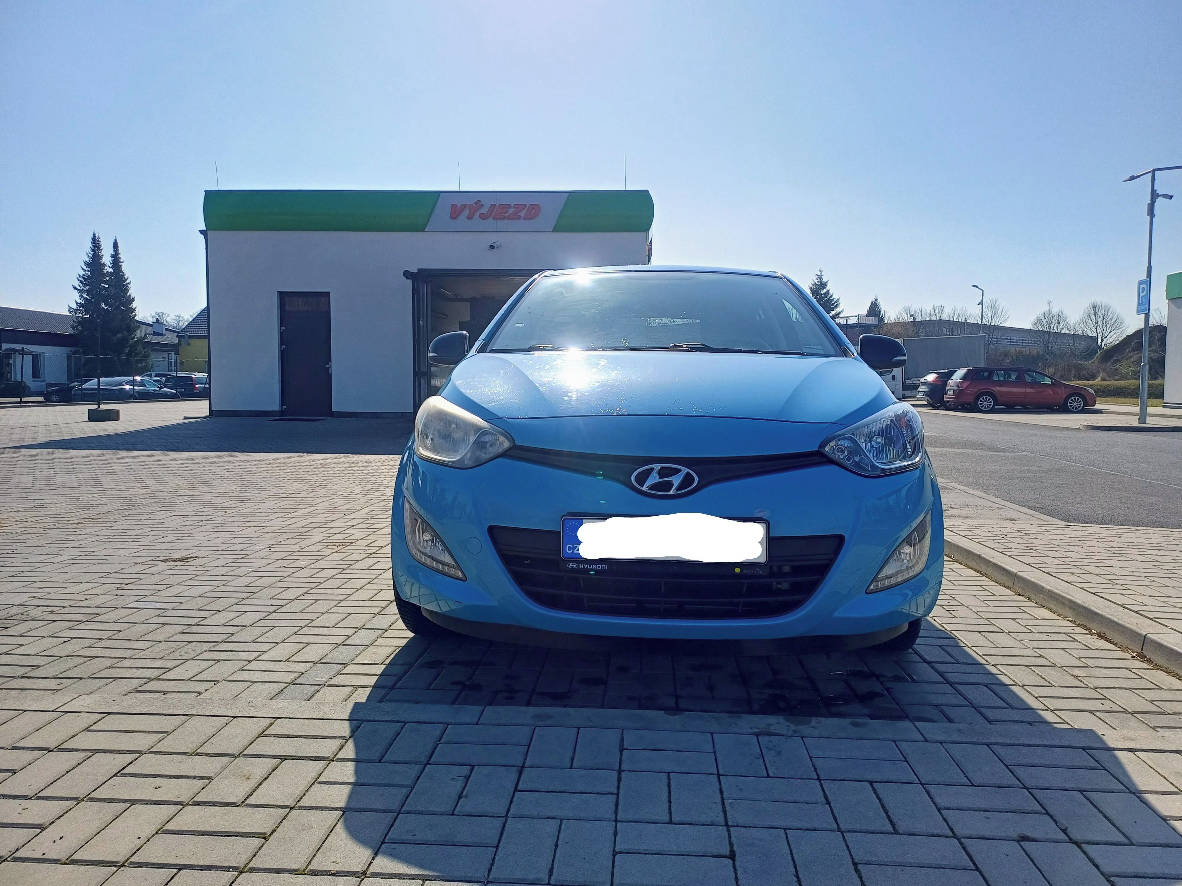 Hyundai i20, Hyundai i20 1.25 MPI (jen 38 0 - fotka 2