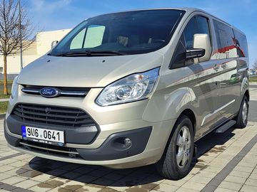 Ford Tourneo Custom L2