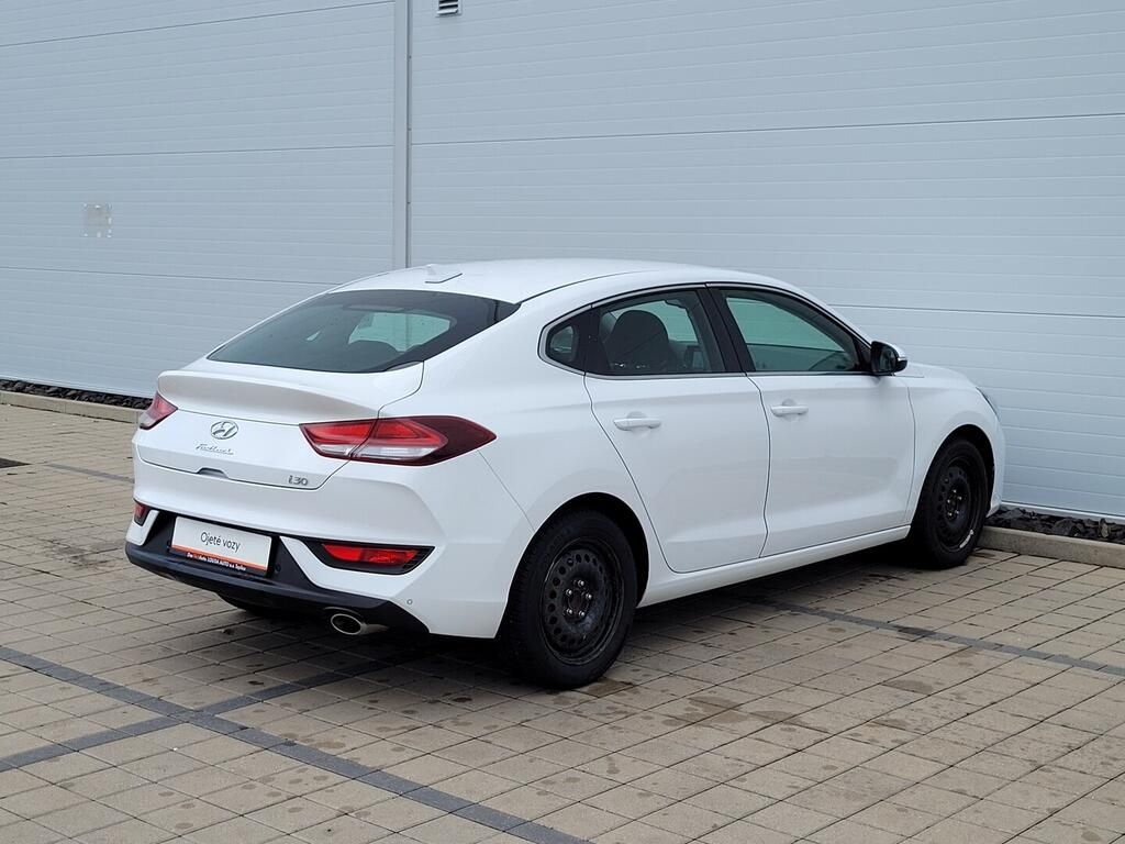 Hyundai i30, Style NAV 1.4 T-GDI 103 kW - fotka 5