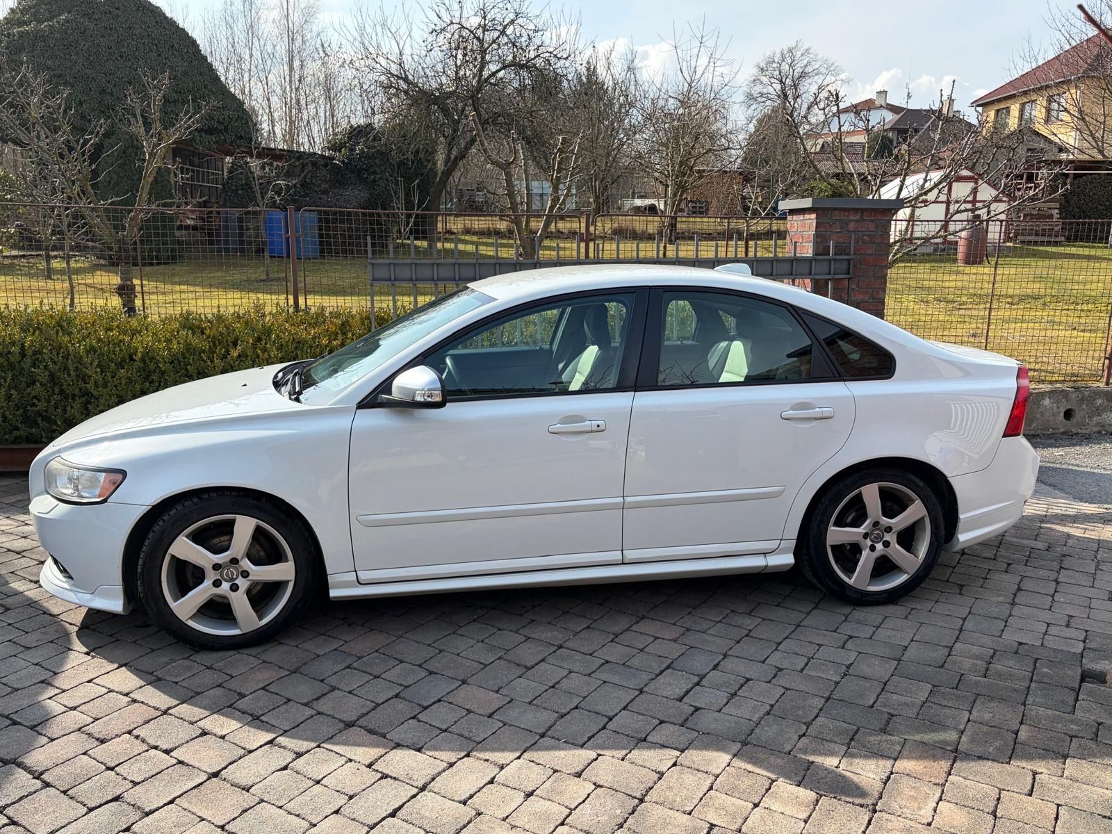 Volvo S40, 1.6 Diesel - Servisováno - fotka 3
