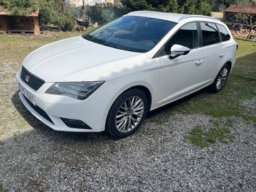 1,6 TDI DSG Led světla Cebia