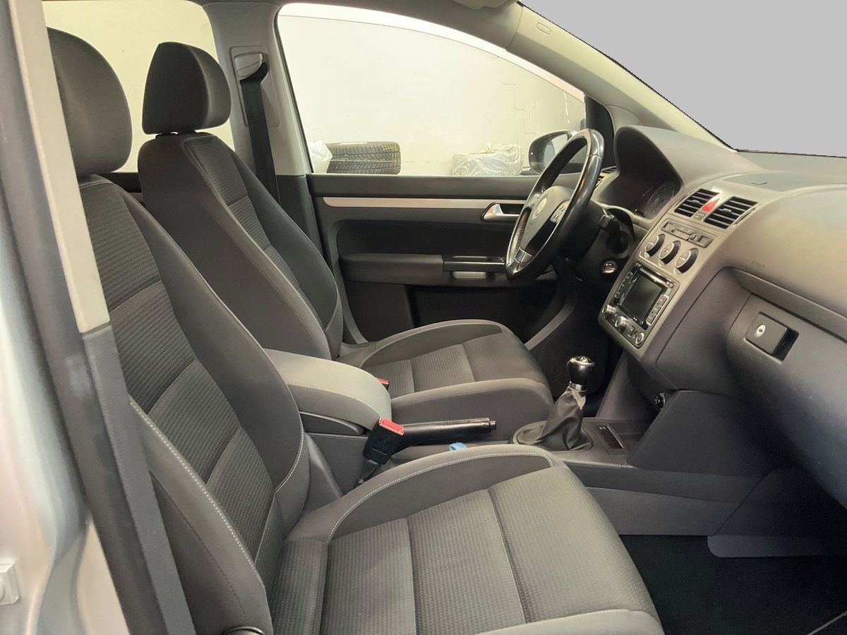 Volkswagen Touran, 1.6 Mpi 75KW 7-MÍST FREESTYLE - fotka 3