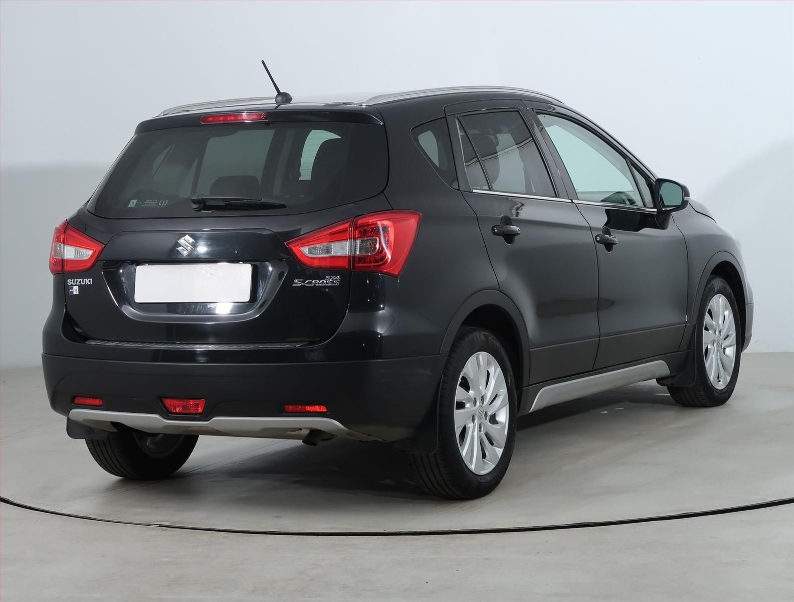 Suzuki SX4 S-Cross, 1.4 BoosterJet, Automat, ČR - fotka 5