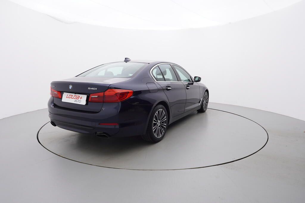 BMW Řada 5, Sportline 3.0 250 kW - fotka 5