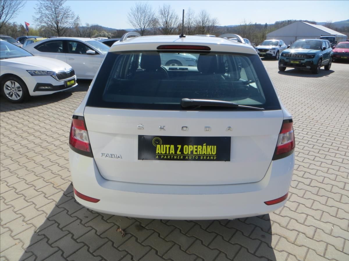 Škoda Fabia, 1,0 TSI Active ČR - fotka 6