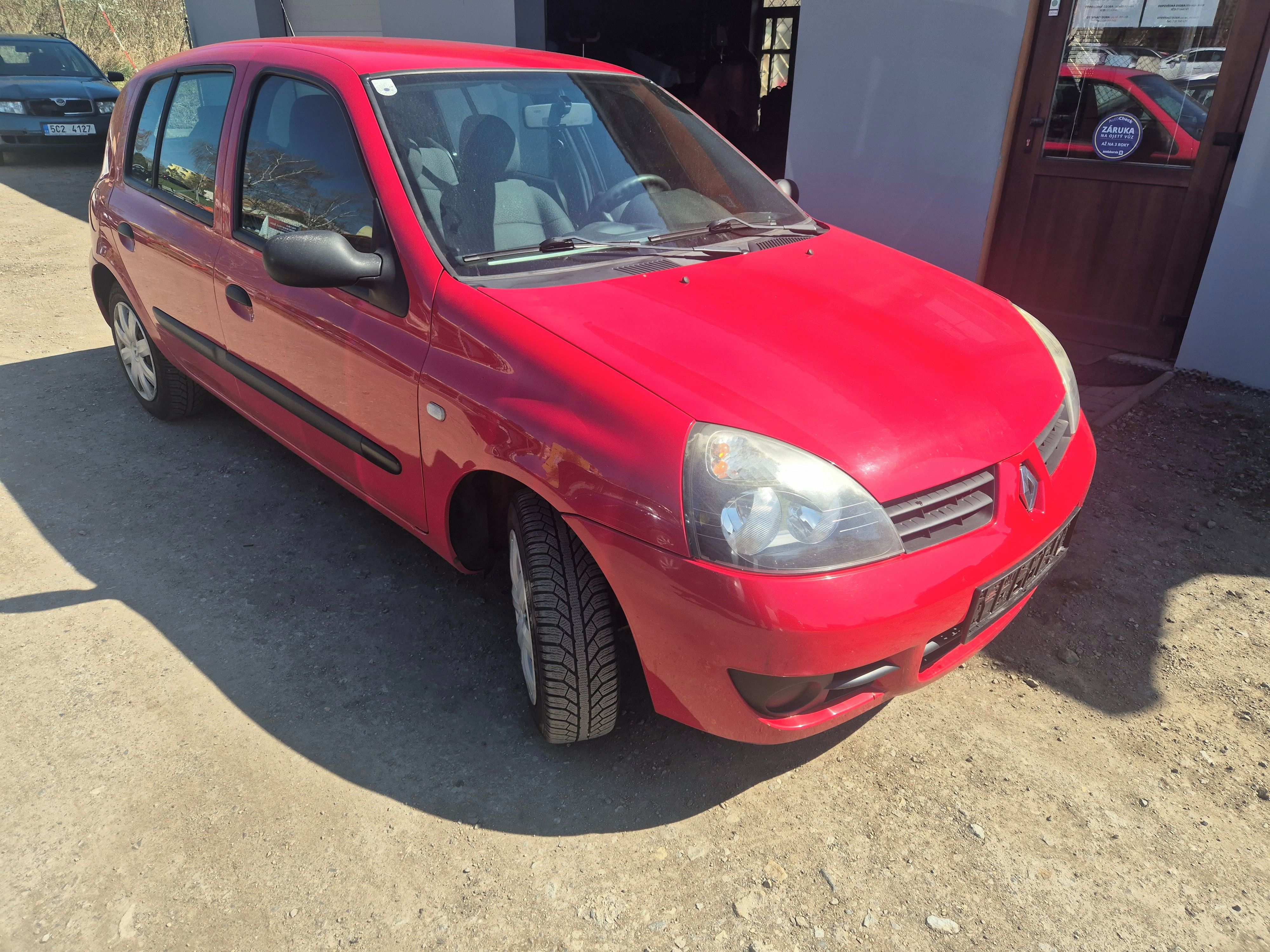 Renault Clio, 1.2Mpi TAŽNÉ ZAŘÍZENÍ - fotka 2
