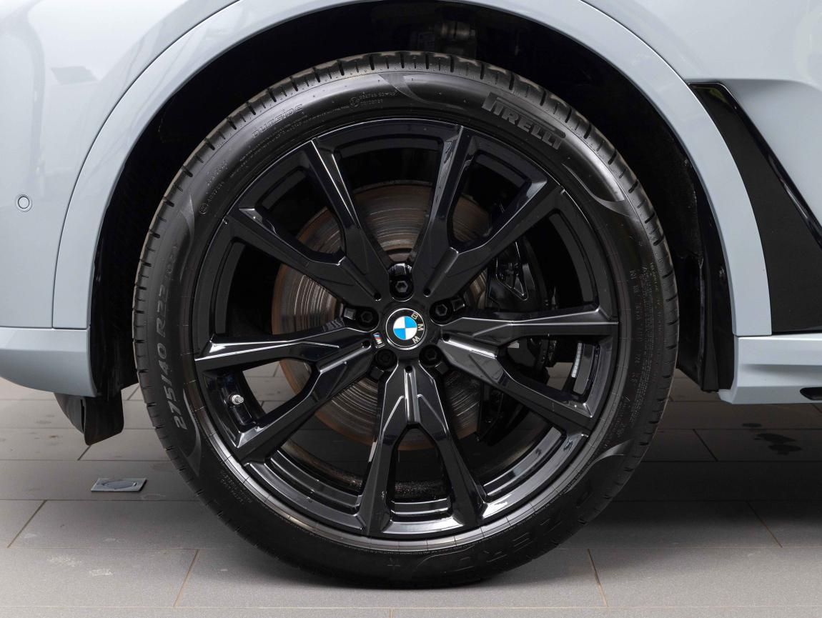 BMW X7, xDrive40i - fotka 6