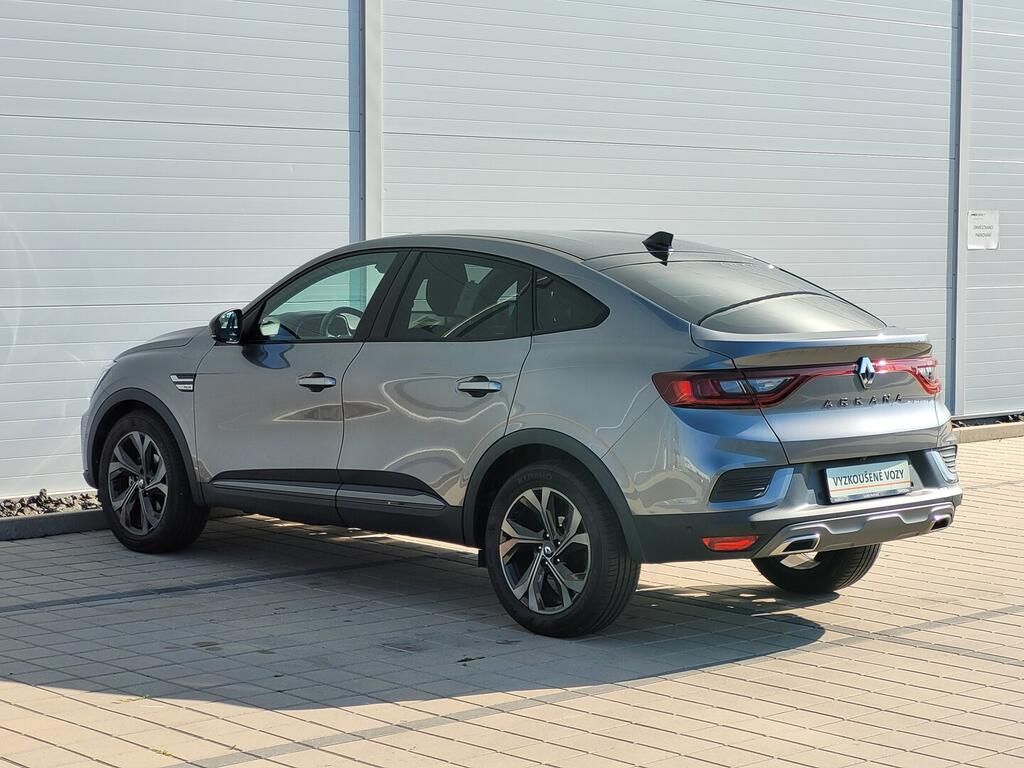 Renault Arkana, R.S. Line mild hybrid 140 EDC - fotka 5