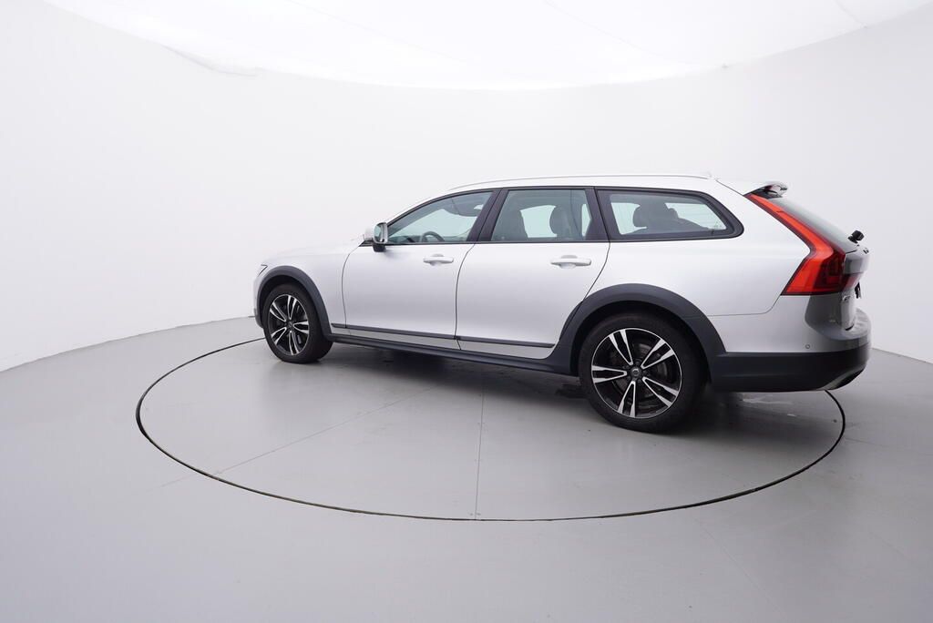 Volvo V90, Cross Country 2.0 173 kW - fotka 3