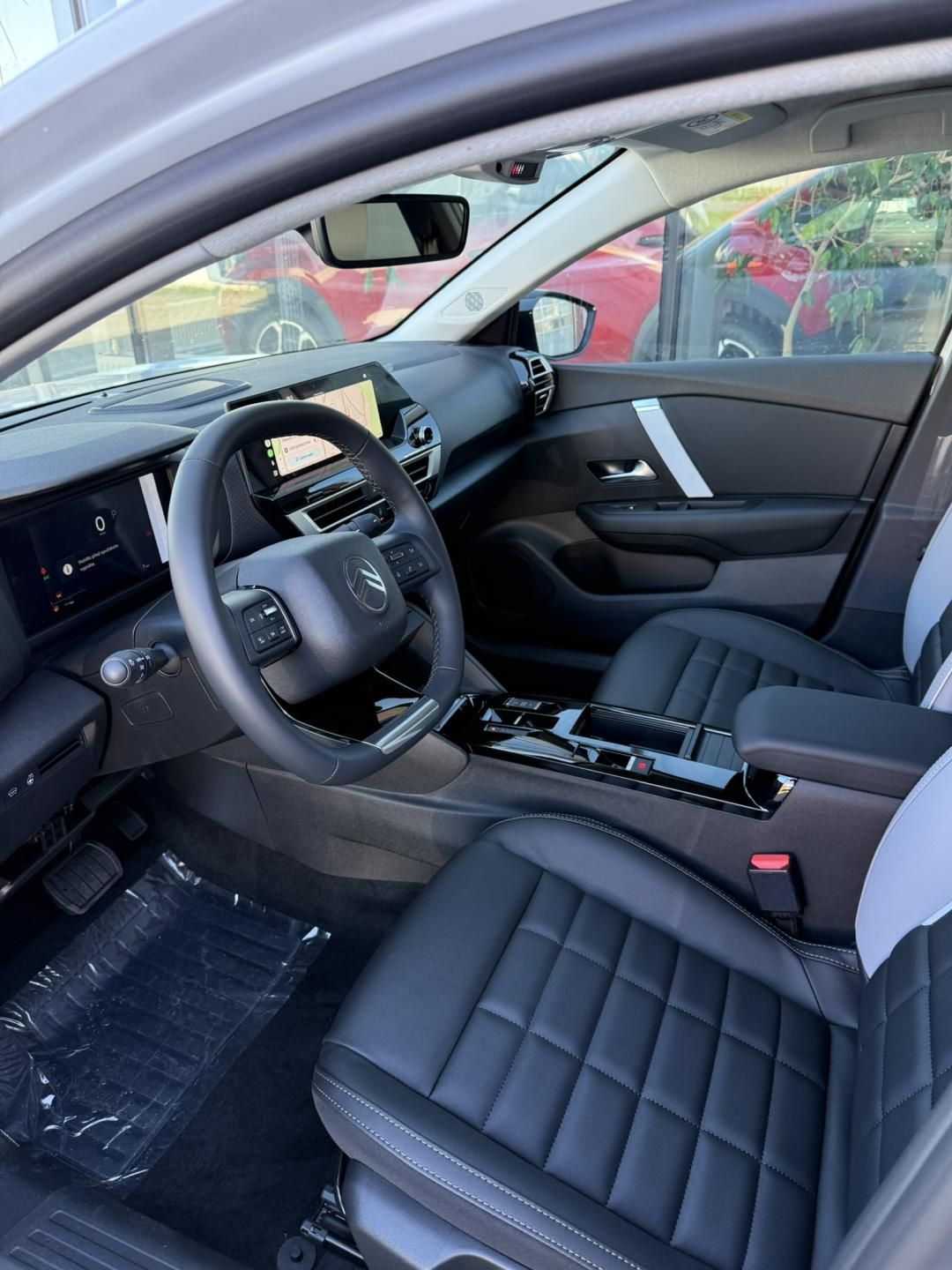 Citroën C4, MAX Petrol 130k Automatic - fotka 6