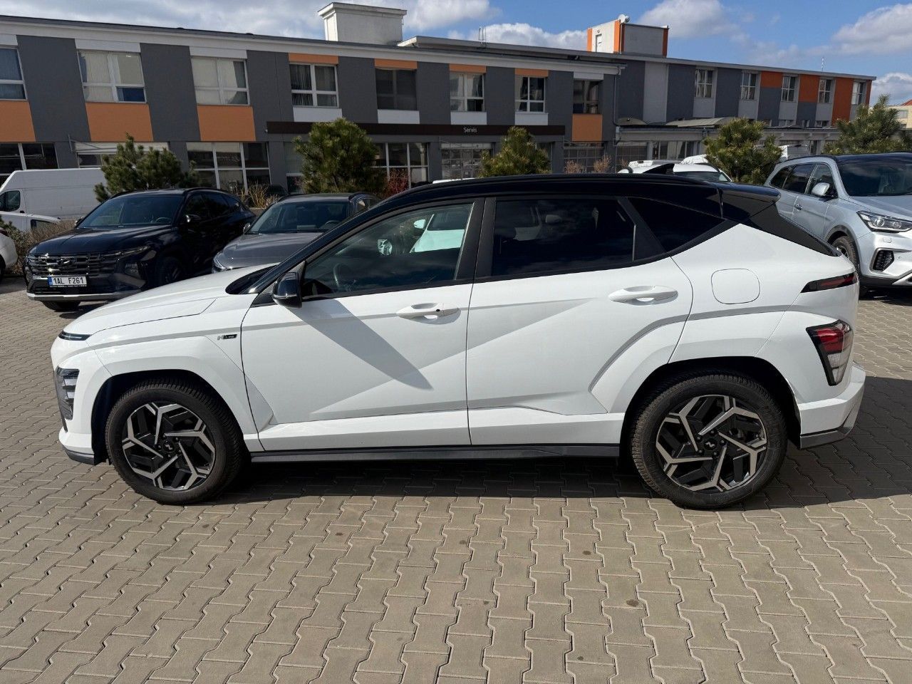 Hyundai Kona, MY24 1,6 T-GDI MT N-Line - fotka 3