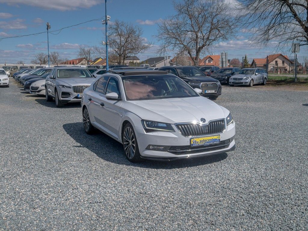 Škoda Superb, 12/17 ČR 2.0TDI–LAURIN KLEMENT - fotka 3