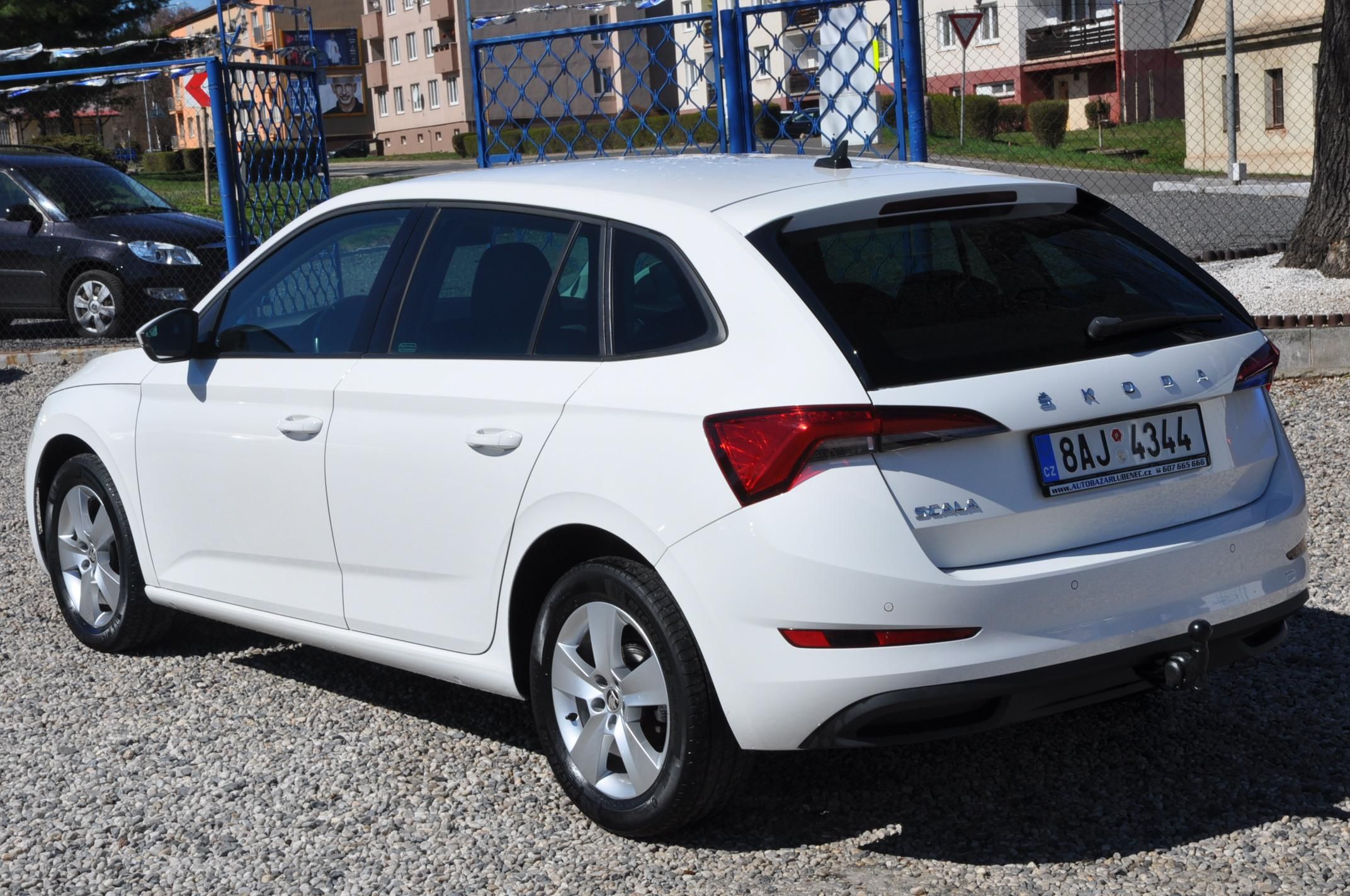 Škoda Scala, 1.0TSi 85kW Style - fotka 4