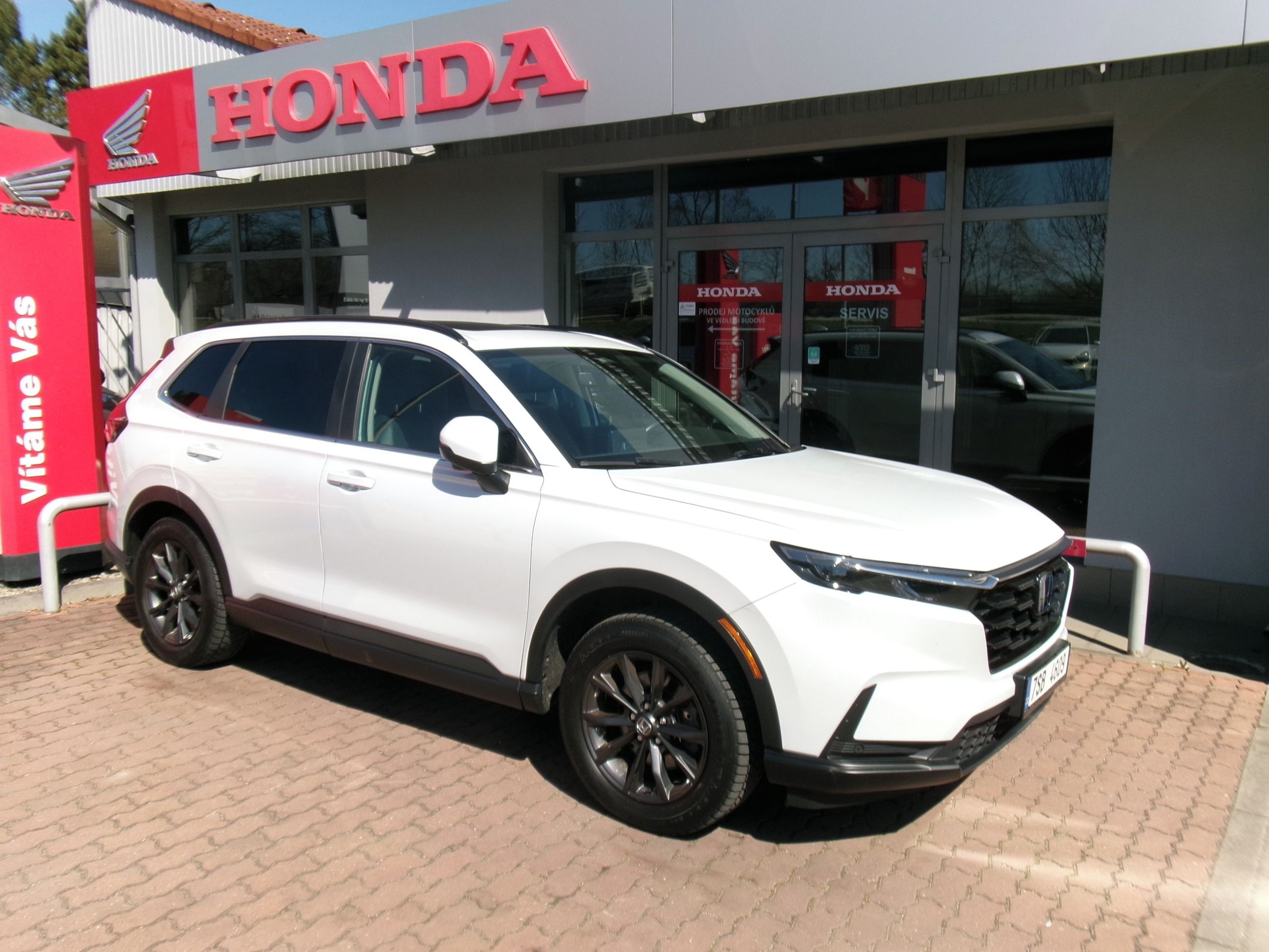 Honda CR-V, 2.0e:HEV 4x4 ELEGANCE - fotka 2
