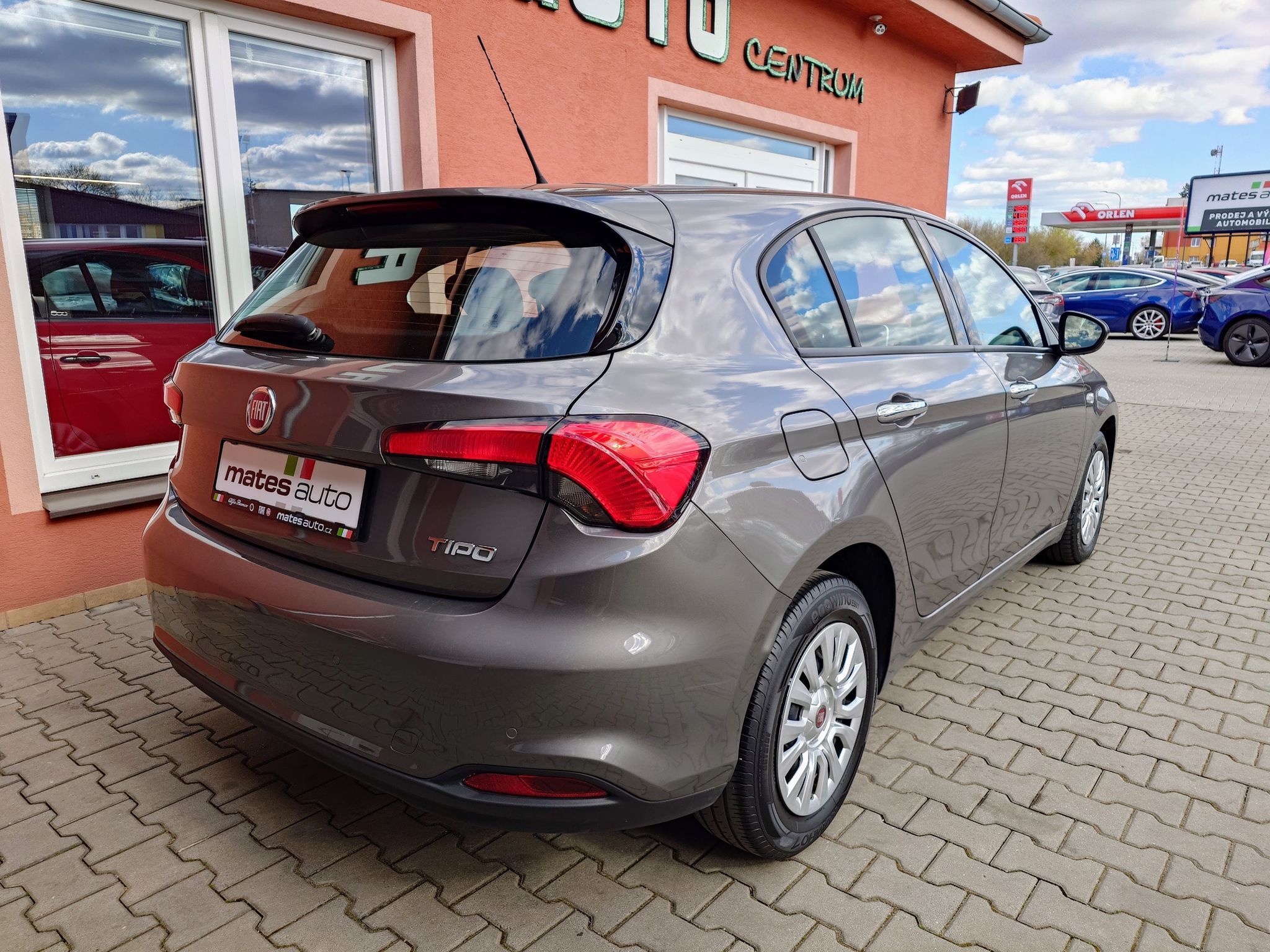 Fiat Tipo, 1.6 JTDM Lounge 88 kW - fotka 6