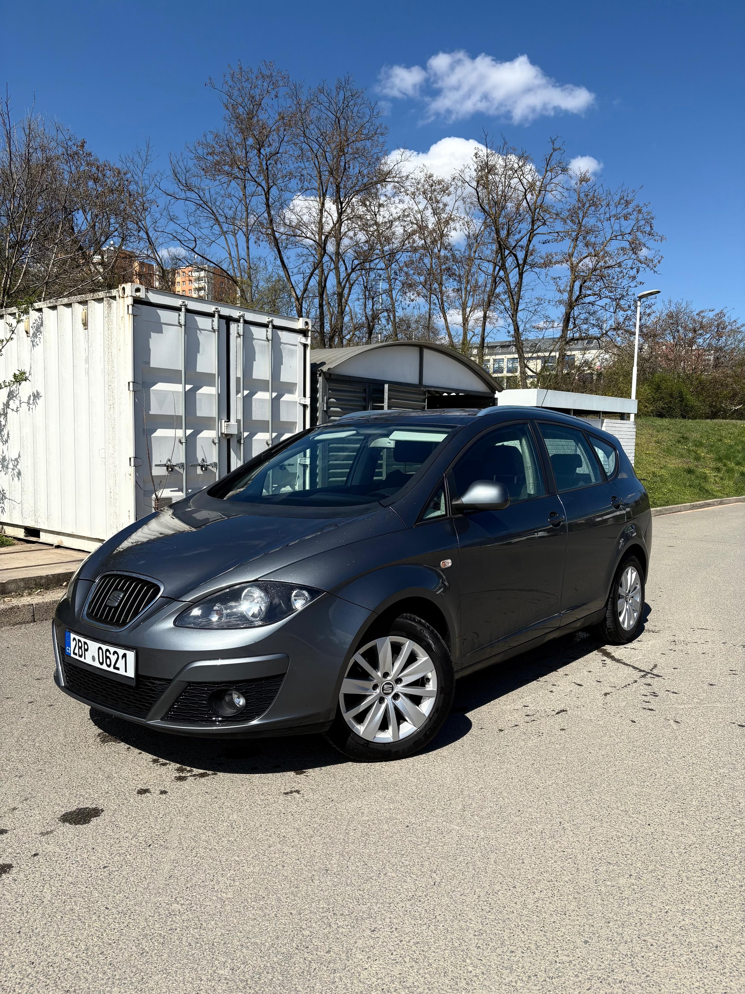 Seat Altea, XL 1.6TDi 77kW+DVD+NAVI