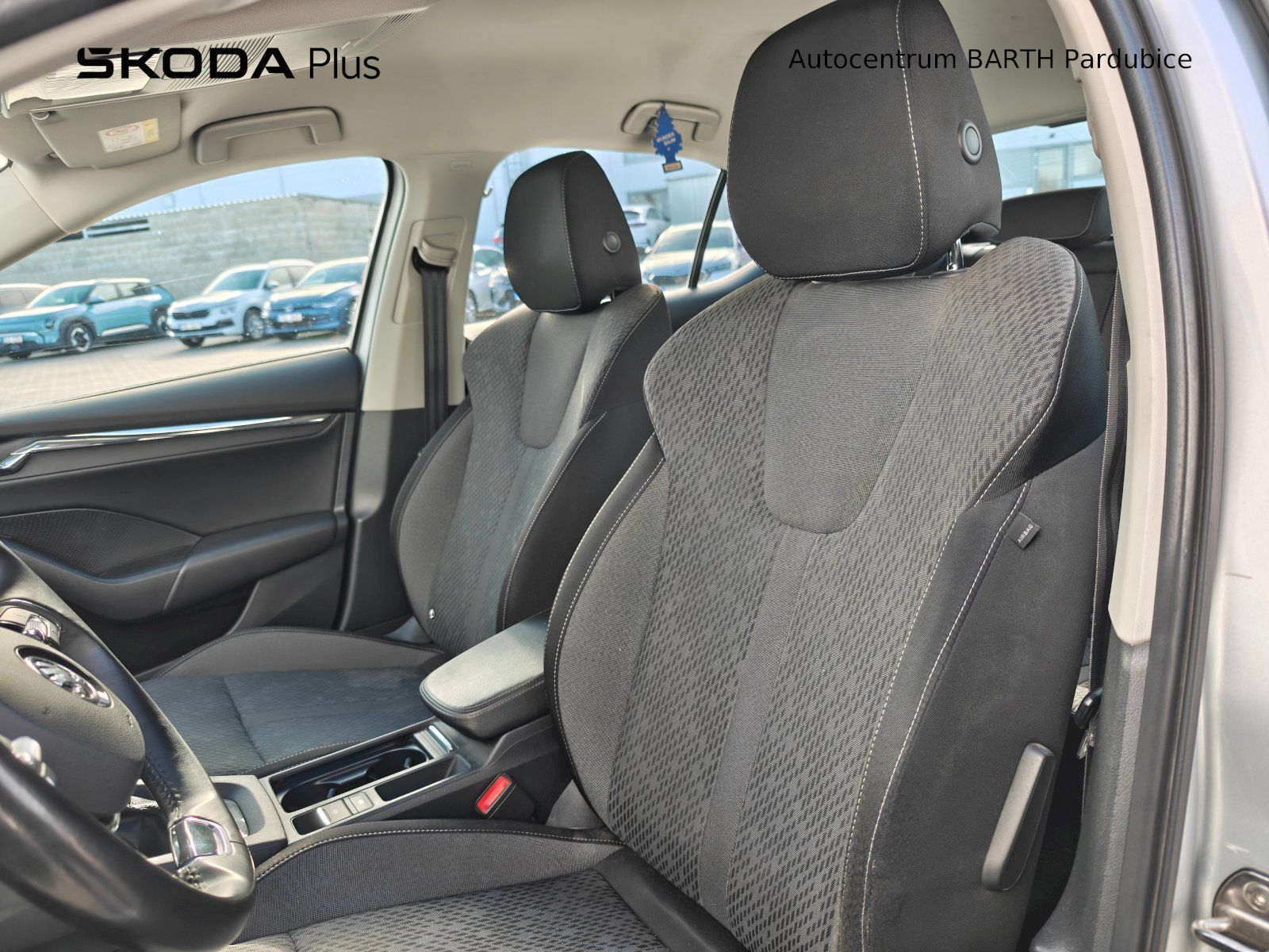 Škoda Octavia, 2,0 TDI / 85 kW / Style / 6MP - fotka 6