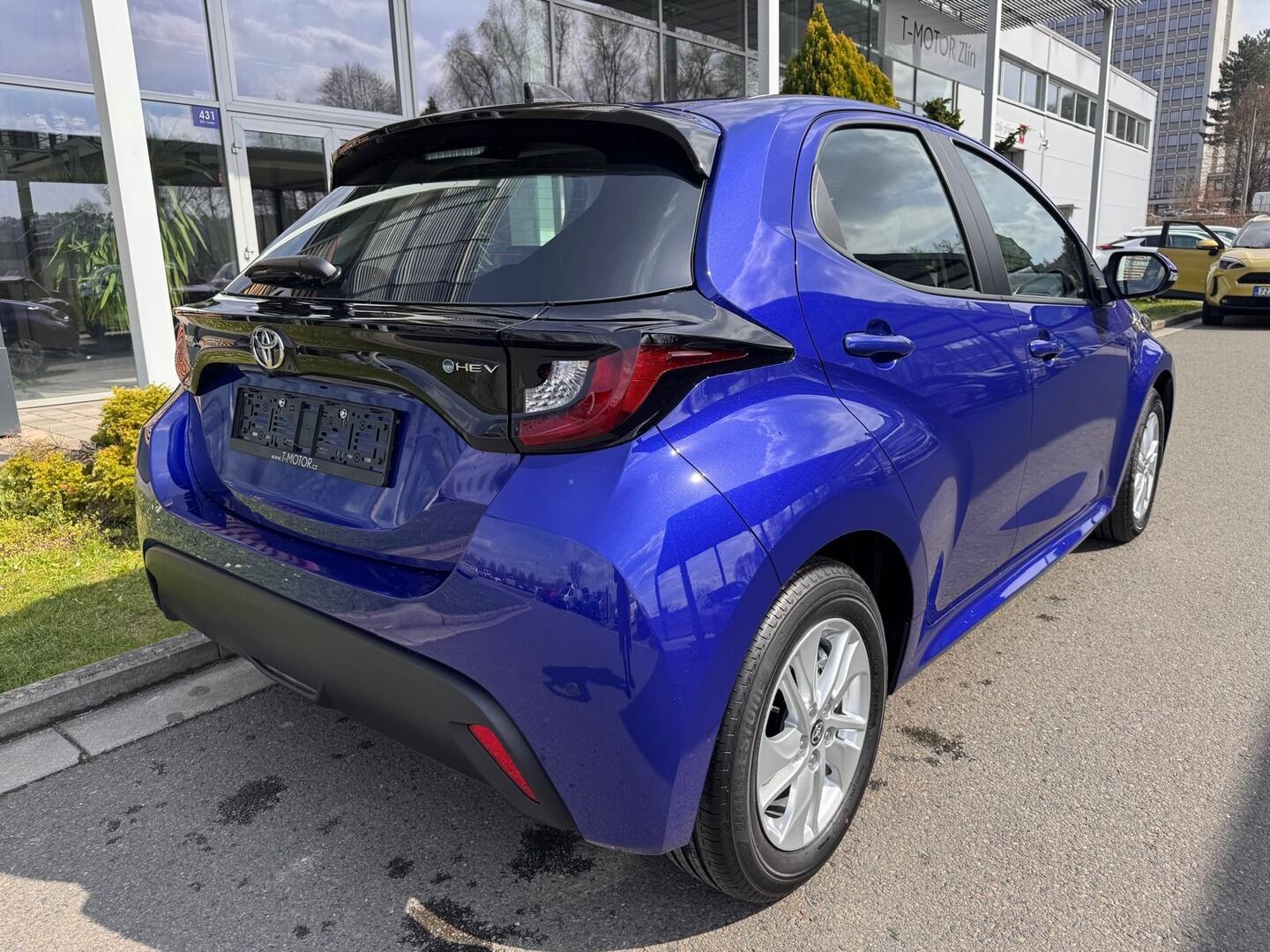 Toyota Yaris, 1.5 Comfort - fotka 3