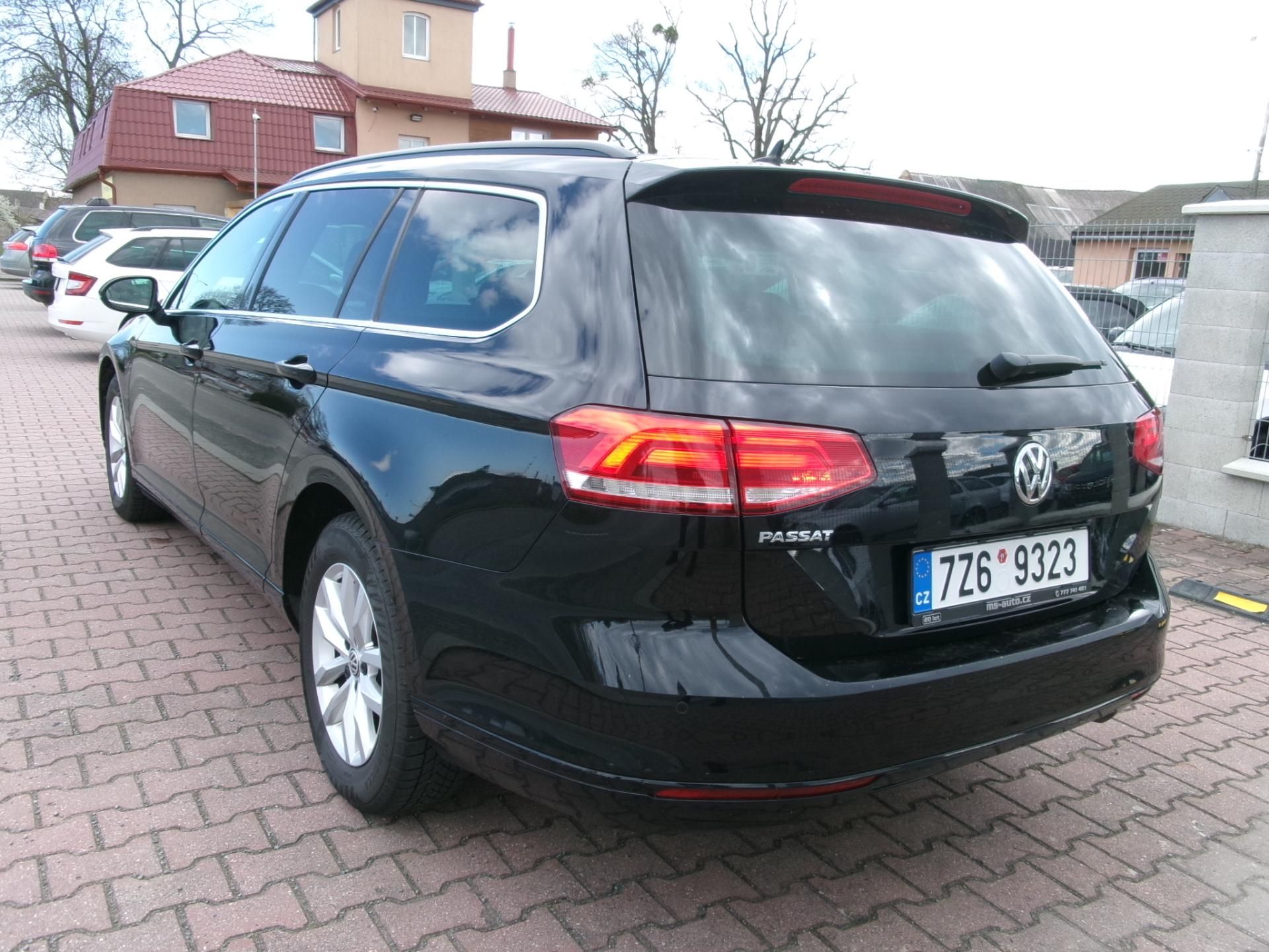 Volkswagen Passat Variant, 1,5TSI AC NAVI ACC BT - fotka 6