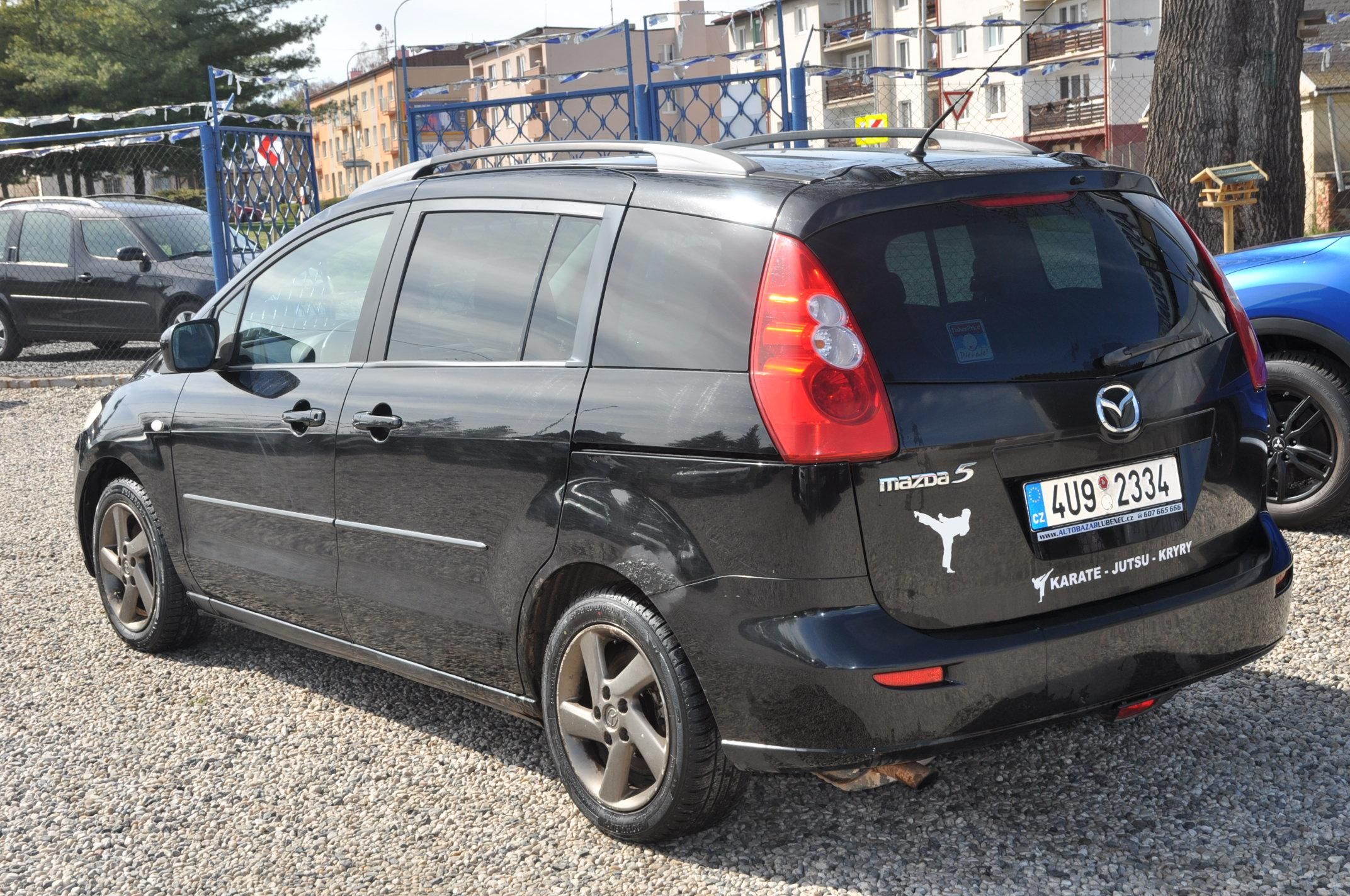 Mazda 5, 2.0MZR-CD 81kW 7.míst - fotka 4